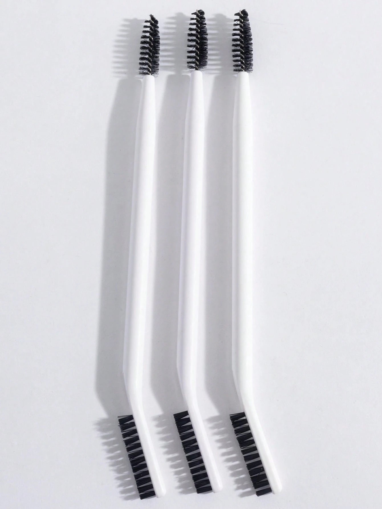 3PCS White/Black Eyelash Curler & Eyebrow Brush, Bendable Multipurpose Dual-Ended Makeup Brush Set Designed With Ergonomic Handle,Eyebrow Brush,Eyeshadow Brush,Spoolie,Spoolie Brush,Giveaways