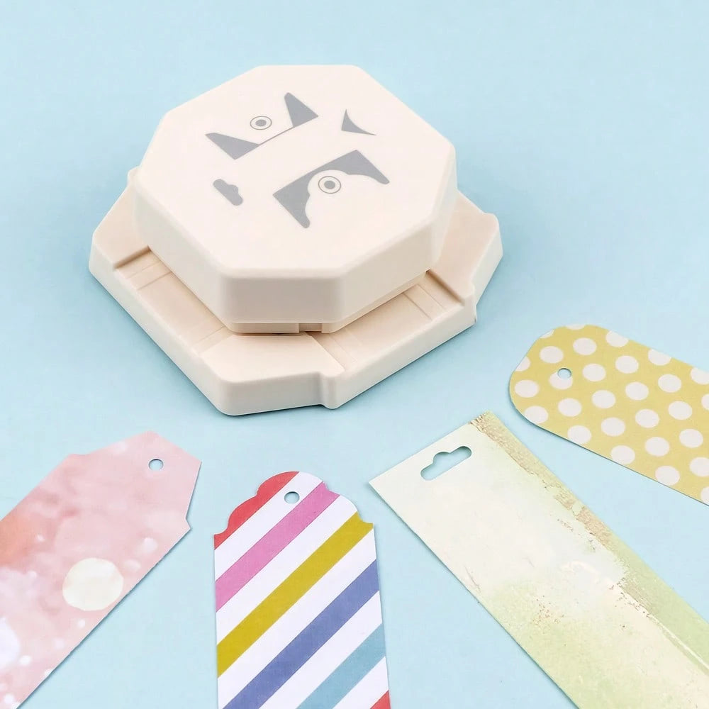 4-In-1 Paper Punch, Suitable For Paper Arts; 4 Shape Label Corner Punch, Applicable For DIY Card Making And Scrapbooking
