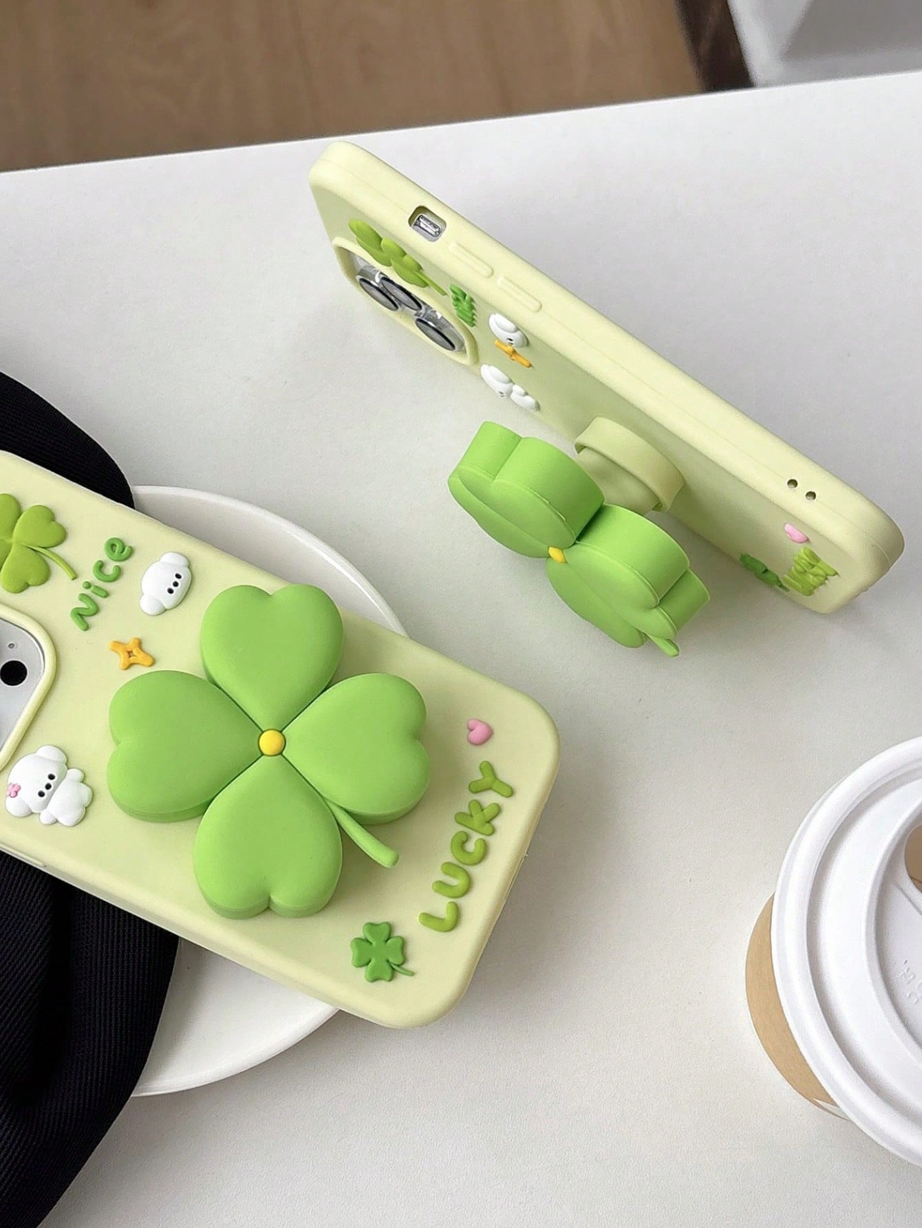 4-Leaf Clover Phone Holder Case, Suitable For IPhone 15 Pro Max/14 Pro Max/13 Pro Max/16 Pro Max, Shockproof, Creative, Minimalist, Elegant