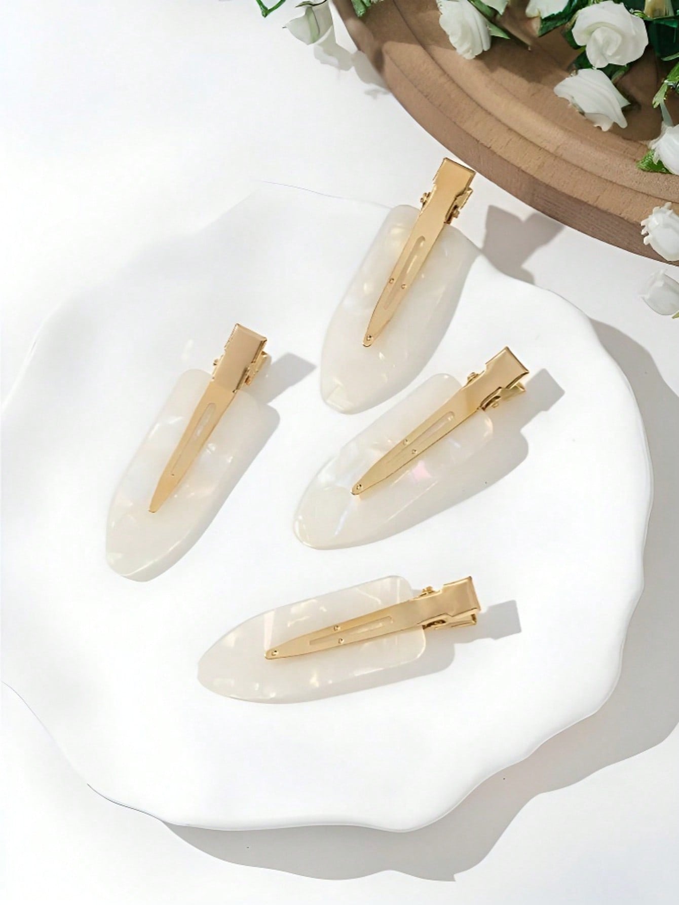 4pcs Ins Style Shell Color Sweet Seamless Bangs Clip, Candy Color Acetate Duck Clip, High-End Women Hair Clips