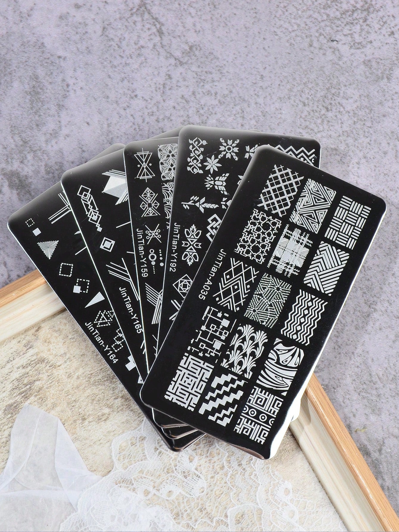 5pcs Nail Art Stamping Plates Set With Line, Flower, Geometric Patterns, Stainless Steel Nail Transfer Template DIY Nail Art Tools