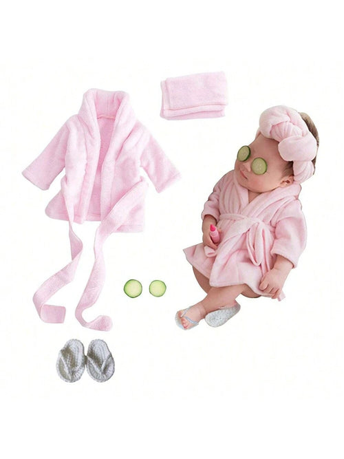 5PCS Newborn Photography Props Baby Girl Bathrobes Bath Towel Outfit With Slippers Cucumber Photo Props For Infant Boys Girls Baby Shower Easter Gift Things For Girls/Boys