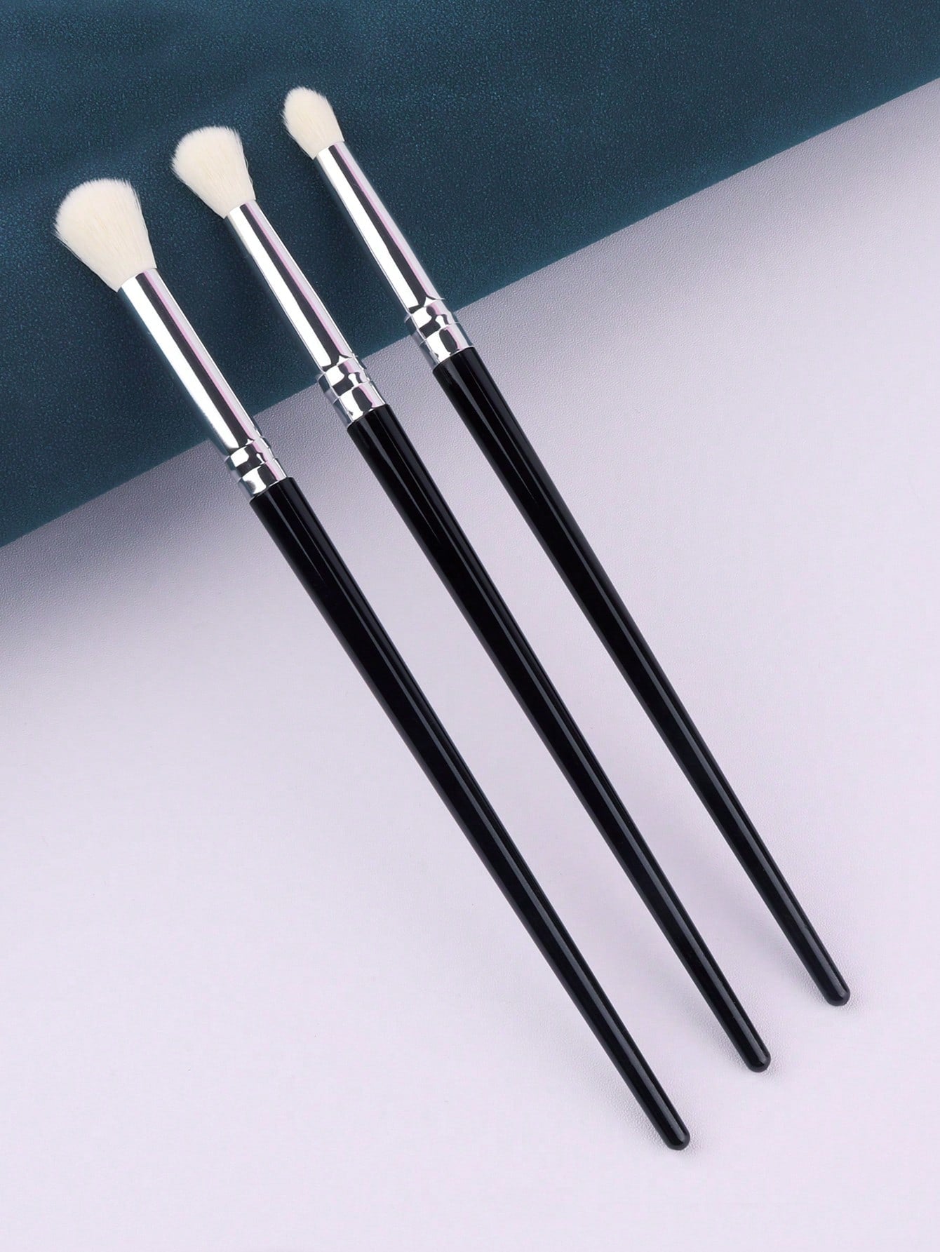5Pcs/Set Makeup Brush Set, Includes Eyeshadow, Contour, Eyebrow Brushes- Soft And Skin-Friendly Cosmetic Tools, Portable Travel Makeup Kit, Eyebrow Brush, Eyeshadow Brush, Spoolie, Spoolie Brush, Giv
