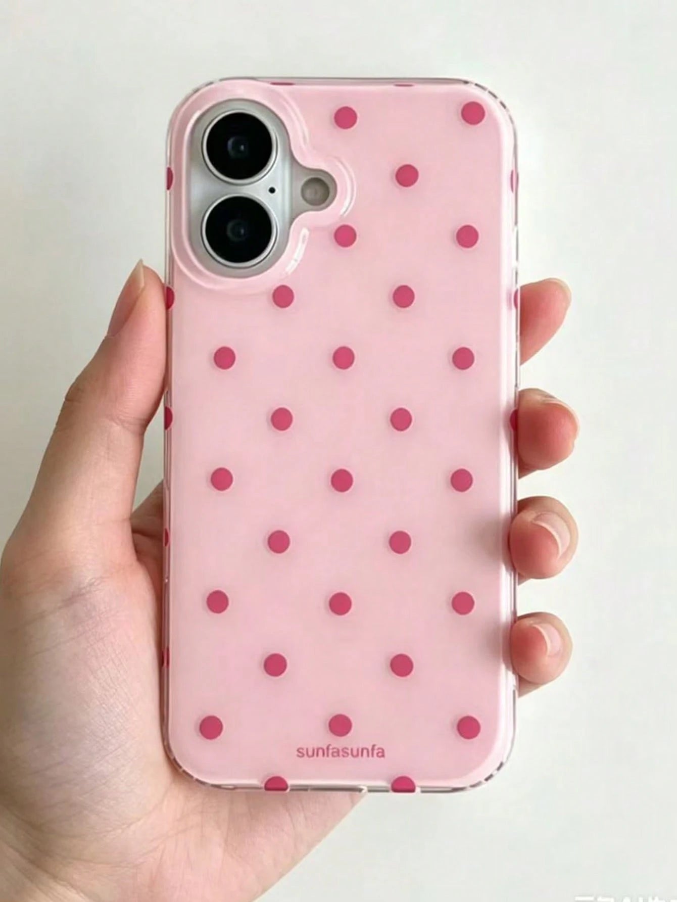 A Fashionable Phone, Minimalist And Cute Design, Black And White Polka Pattern, Suitable 11 To 17 Series, Including Pro Versions.