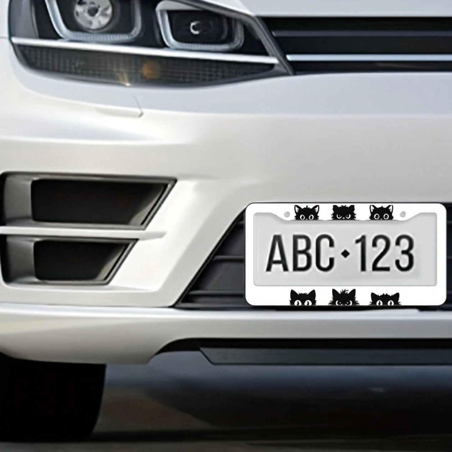 A Unique Car License Plate Frame, Exquisite And Sturdy, Designed Specifically For The United States, Canada, And Other Countries. It Is A Cute Vehicle Exterior Decoration, Suitable For Most Cars