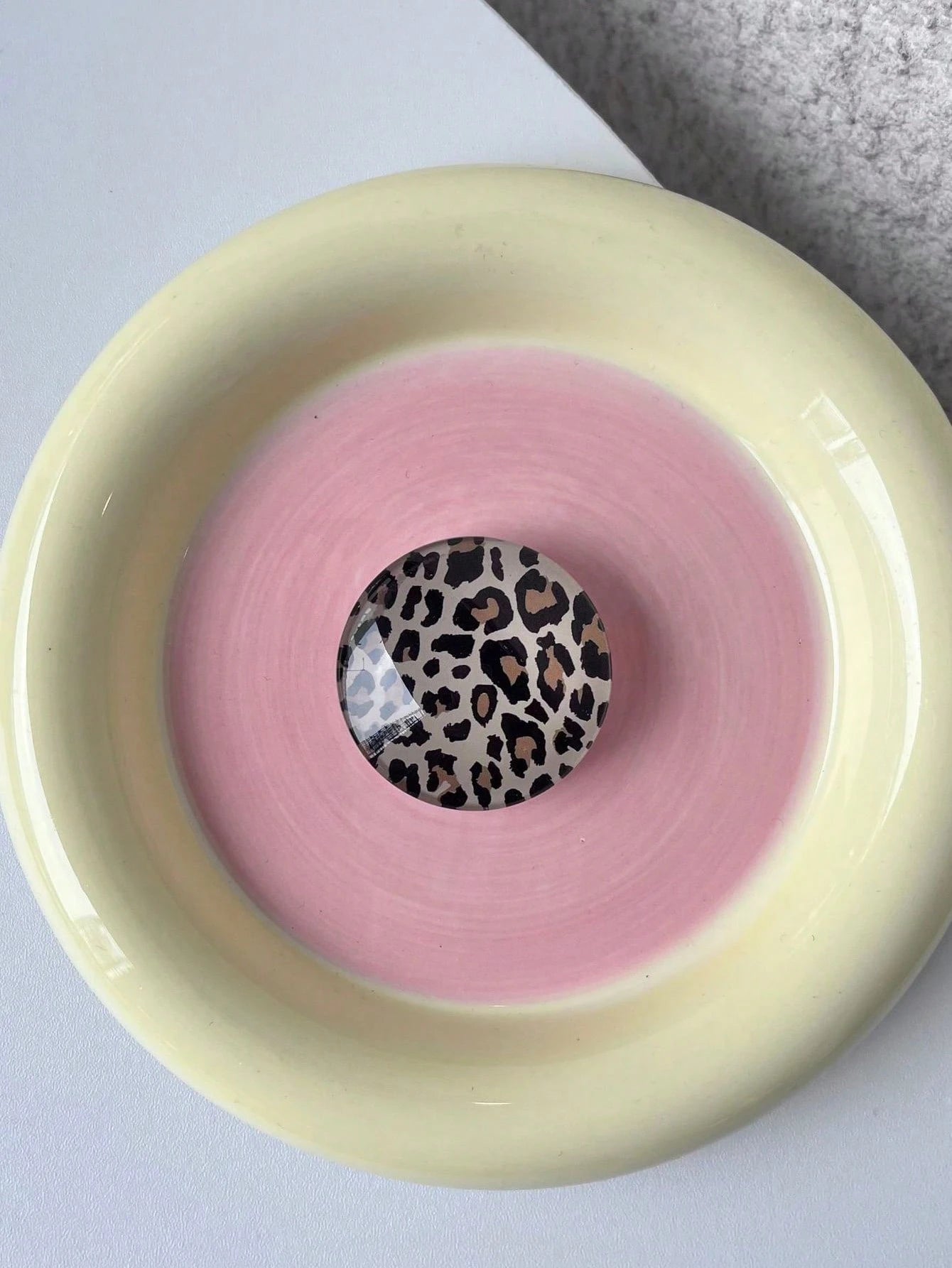 Adjustable Leopard Print Retractable Phone Stand 1pc Crystal Glass Leopard Print Series Phone Holder Retractable Folding Air Cushion Stand Slouchy Desktop Air Cushion Holder Spring Gift