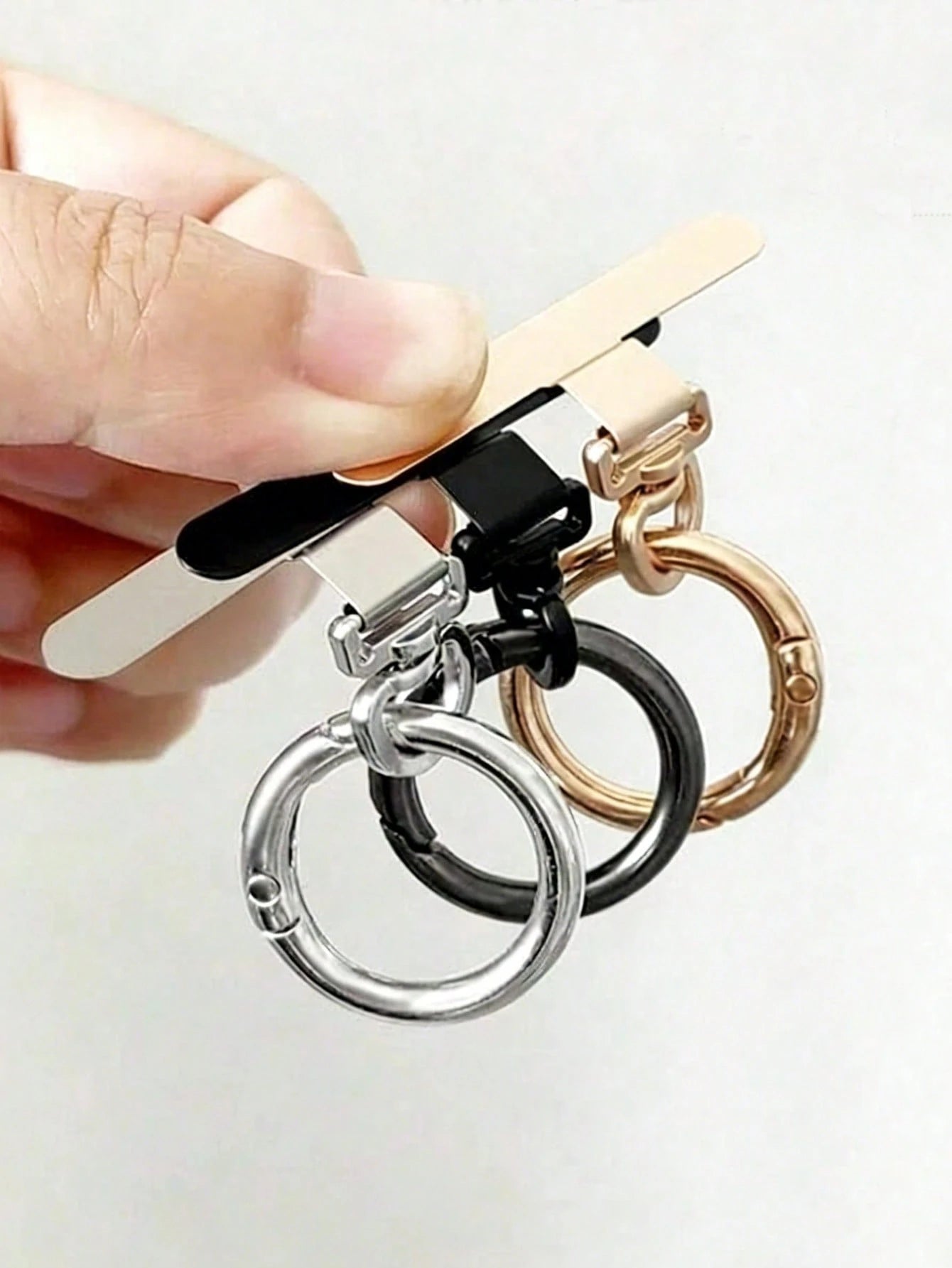Alloy Lanyard Gasket 1 Piece Ultra-Thin Rotatable Metal Clip Stainless Steel Connecting Pad Metal Rotatable Phone Lanyard Connecting Pad With Clip Ring Suitable For Various Smartphones Durable And Lon