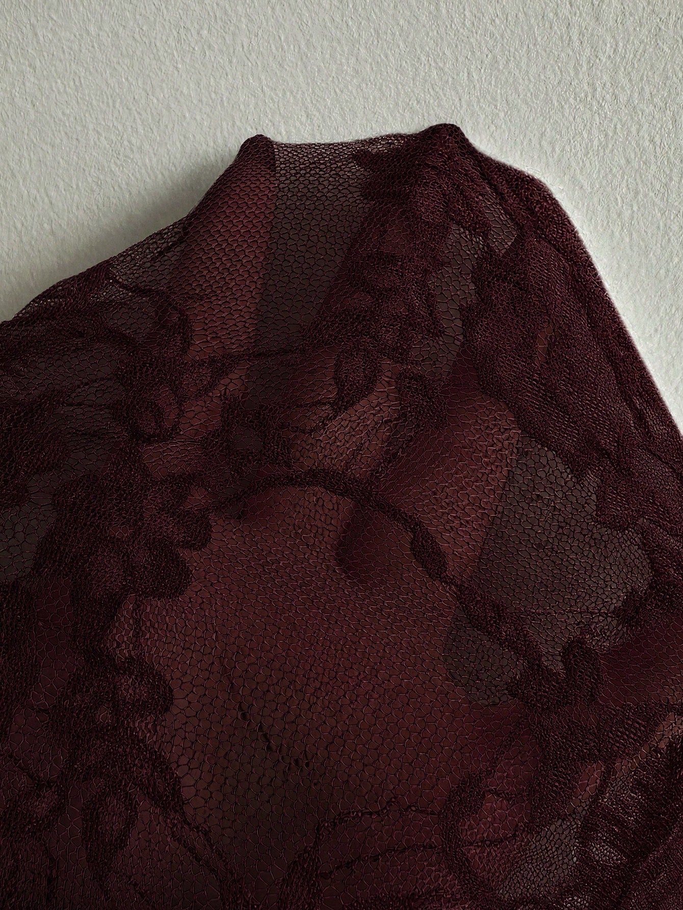 Aloruh Fitted Lace Sheer Long Ribbon Design Asymmetrical Hem Women Tank Top