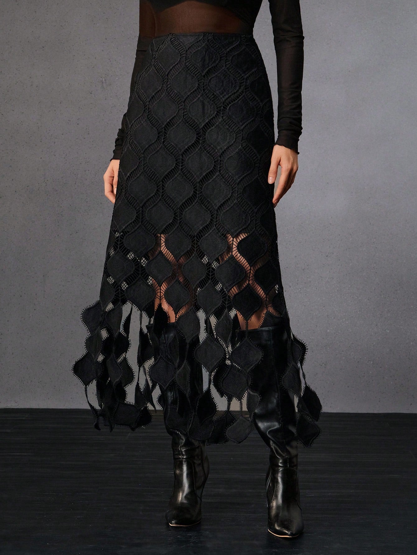 Anewsta Women's New Black Heart Lace Tassel Skirt, Elegant & European & American Street Style, Suitable For Winter