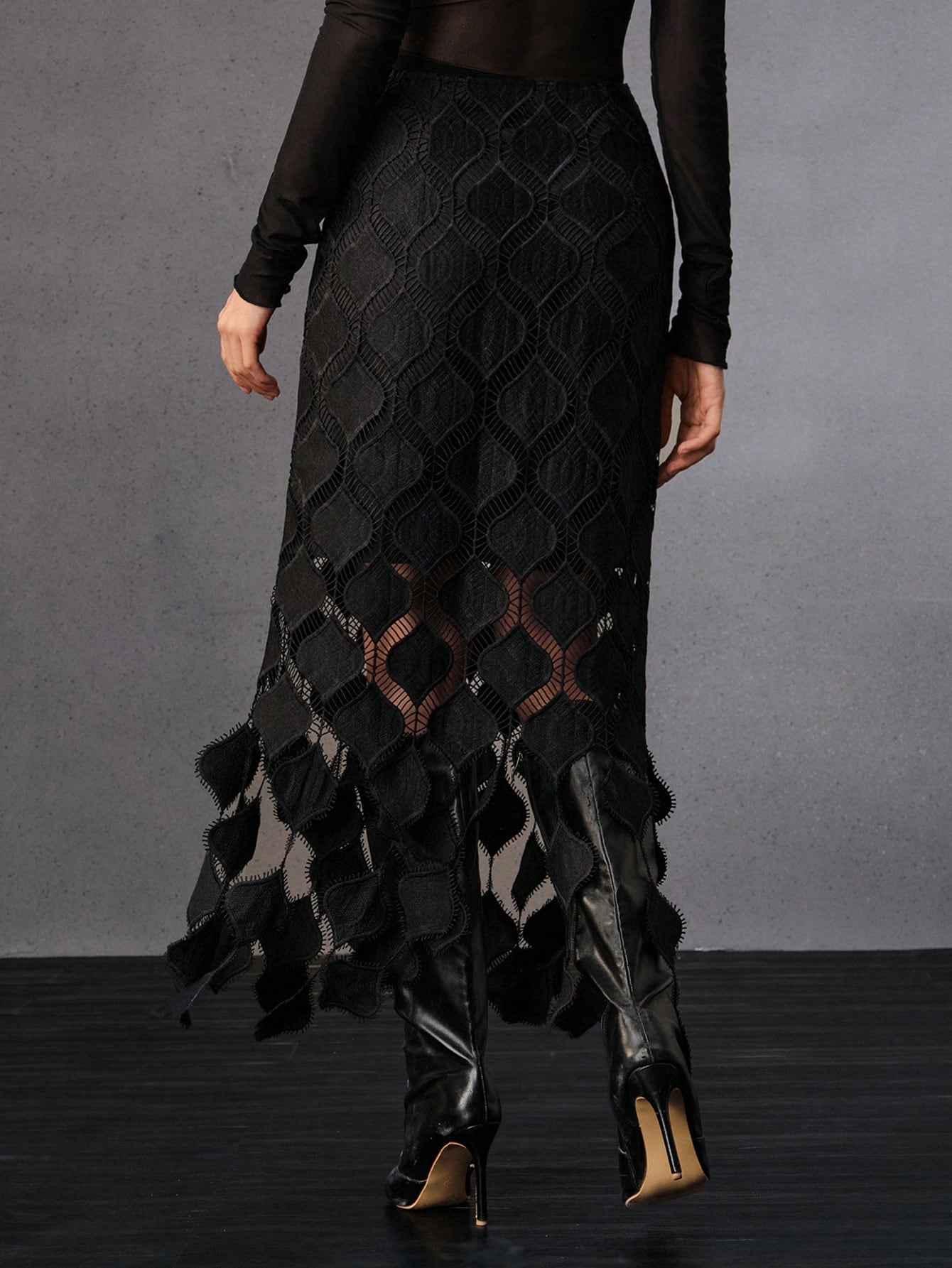 Anewsta Women's New Black Heart Lace Tassel Skirt, Elegant & European & American Street Style, Suitable For Winter