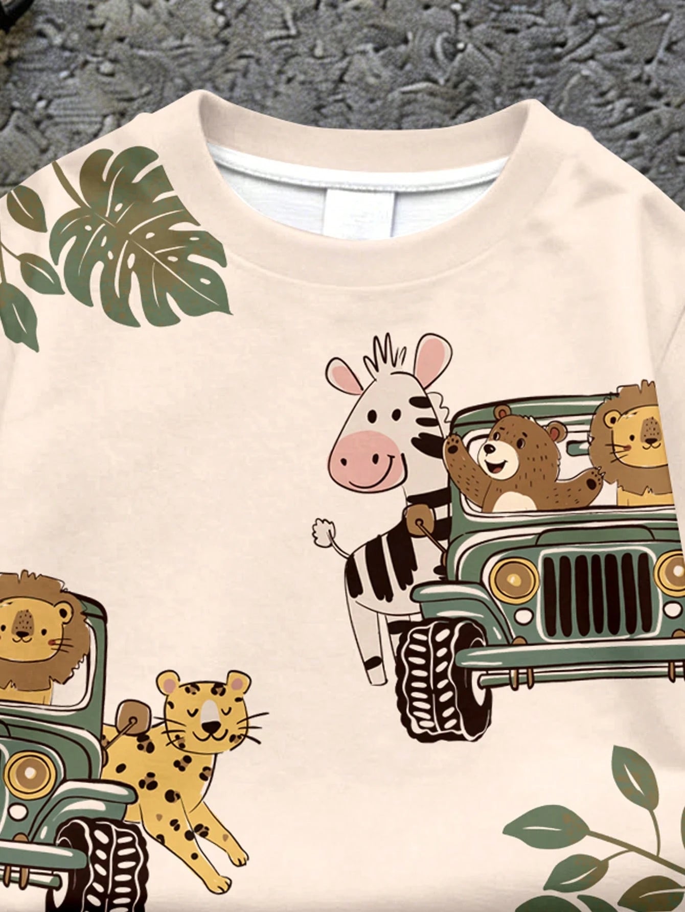 Baby Boy Casual Simple T-Shirt Set Suitable For Summer, Classic Cute Hand-Drawn Fairy Tale Animal World Pattern Print, Animal Protection Patrol, Leopard, Tiger, Lion, Zebra, Crocodile Pattern P