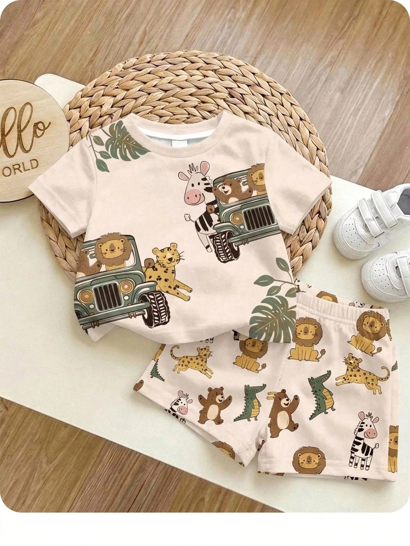 Baby Boy Casual Simple T-Shirt Set Suitable For Summer, Classic Cute Hand-Drawn Fairy Tale Animal World Pattern Print, Animal Protection Patrol, Leopard, Tiger, Lion, Zebra, Crocodile Pattern P