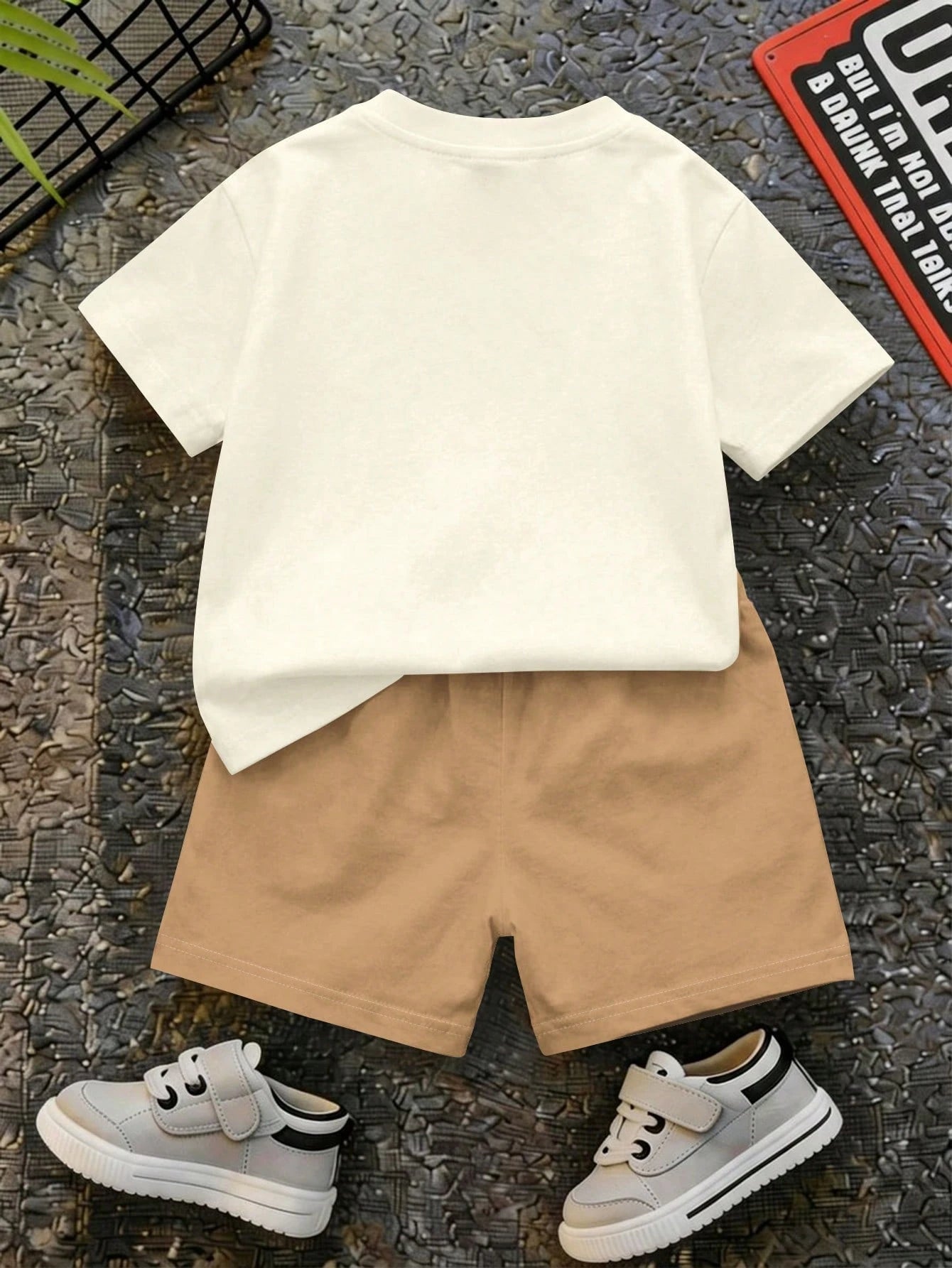Baby Boy Soft Summer Colour Palette,Summer,Casual,Cute,Family Matching Minimalist T-Shirt Set,Giraffe Elephant Print Graphic Tee & Shorts Outfit