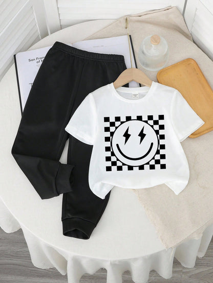 Baby Boys Black And White Summer Casual Cute Beach Pants Set,Graffiti Handpainted Smiling Face English Letter Y2K Style Round Neck Short Sleeve Fall