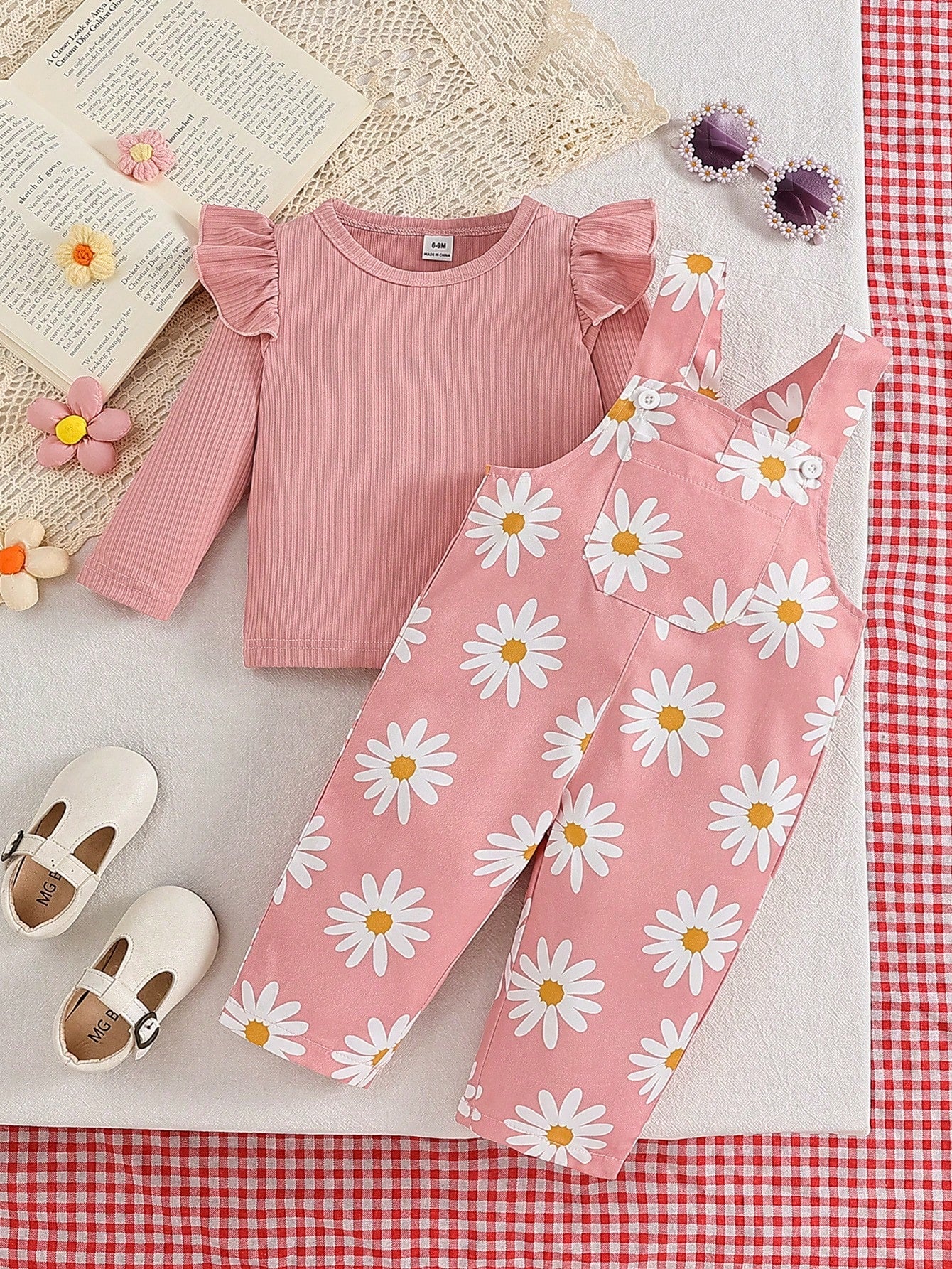 Baby Girl 2pcs Set Casual Cute Solid Color Ruffle Sleeve Long Sleeve Top And Floral Print Shoulder Strap Jumpsuit, Comfortable Outfit For Autumn