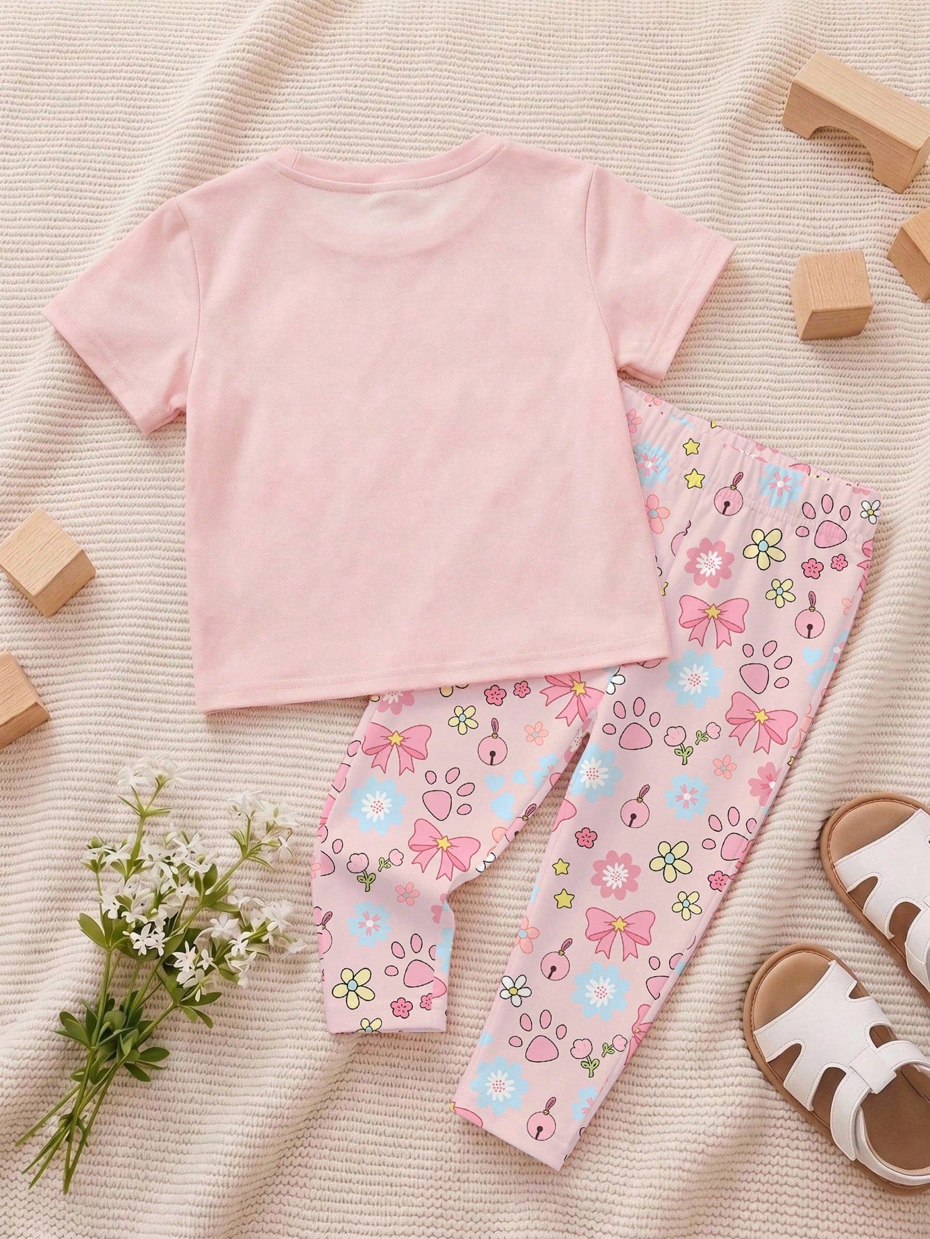 Baby Girl Casual Minimalist Round Neck Loose Short Sleeve T-Shirt And Leggings Set, Suitable For Spring And Summer