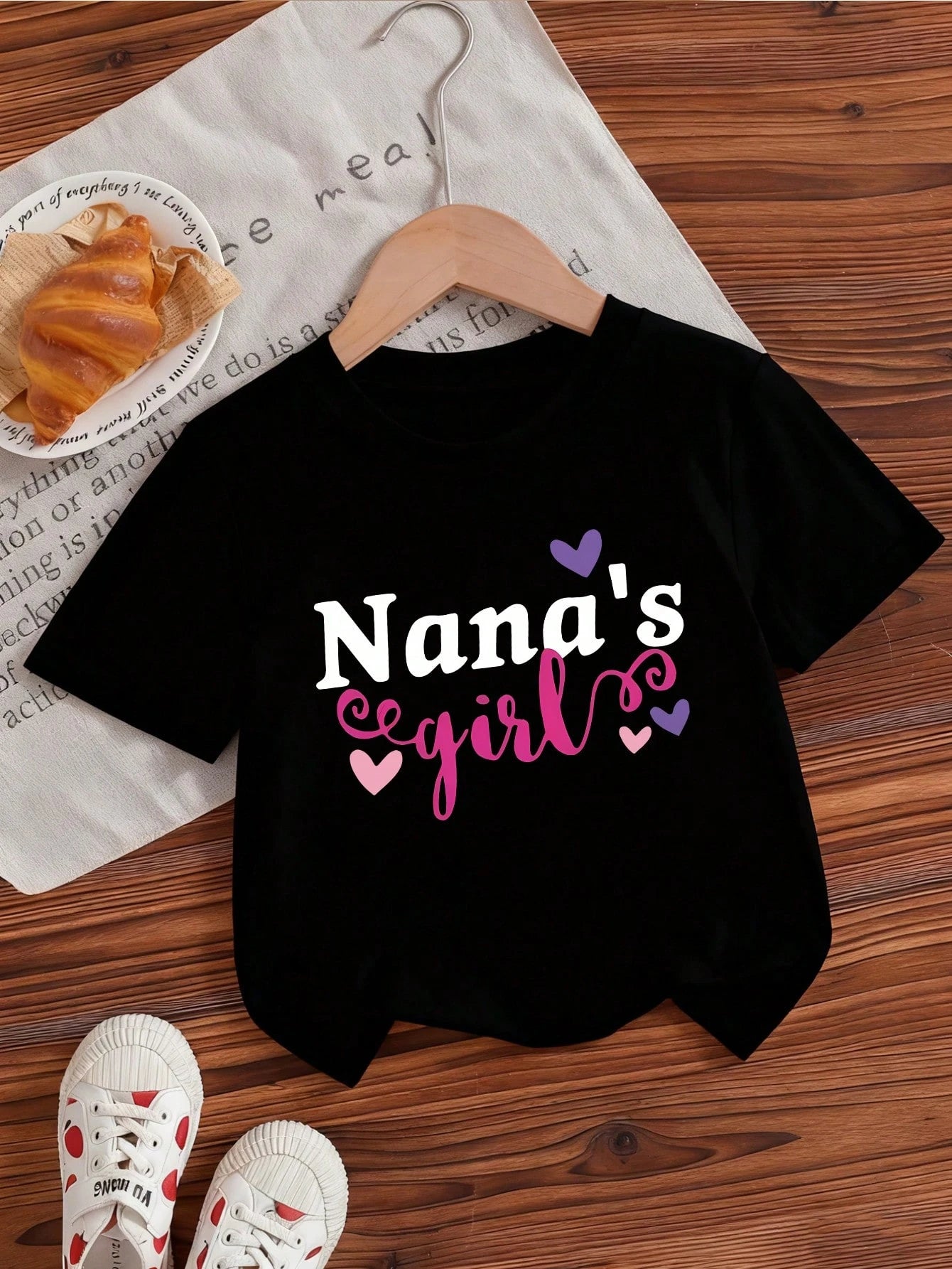 Baby Girls Short Sleeve Tee With Heart Letter Print, Sweet Family Theme, Simple Solid Top For Casual Outdoor Wear.