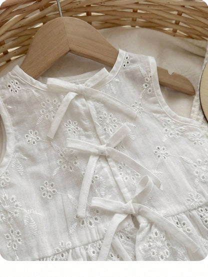 Babygirl Casual Vacation Cute Versatile White Floral Embroidery Camisole And Elastic Waist Shorts Set