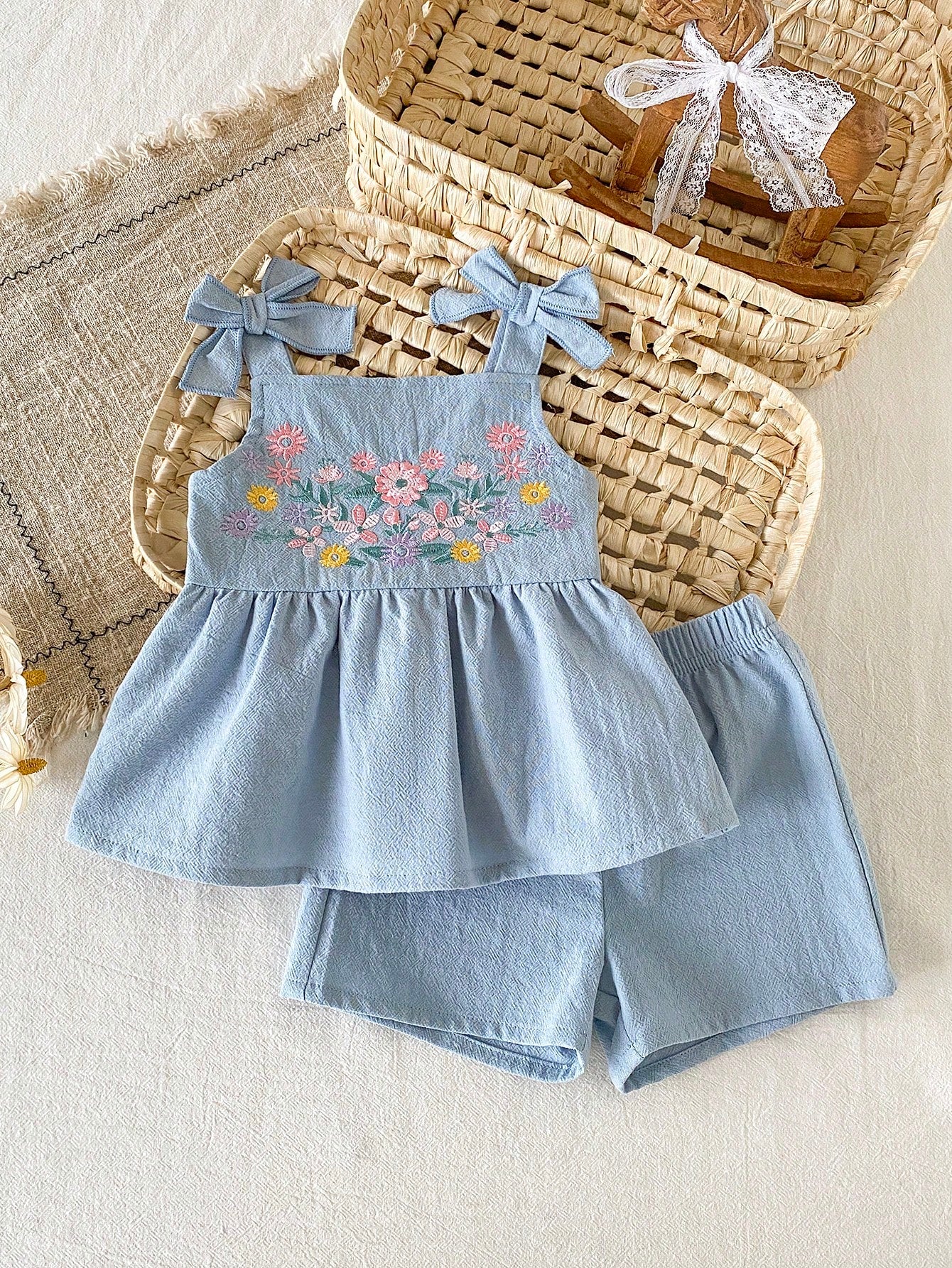 Babygirl Holiday Outfits Christmas Casual Outfits Pink Halter Top And Shorts Summer Two Pieces Suit! Made Of Knitted Jacquard Fabric, The Unique Jacquard Design Increases The Artistic Sense Of T