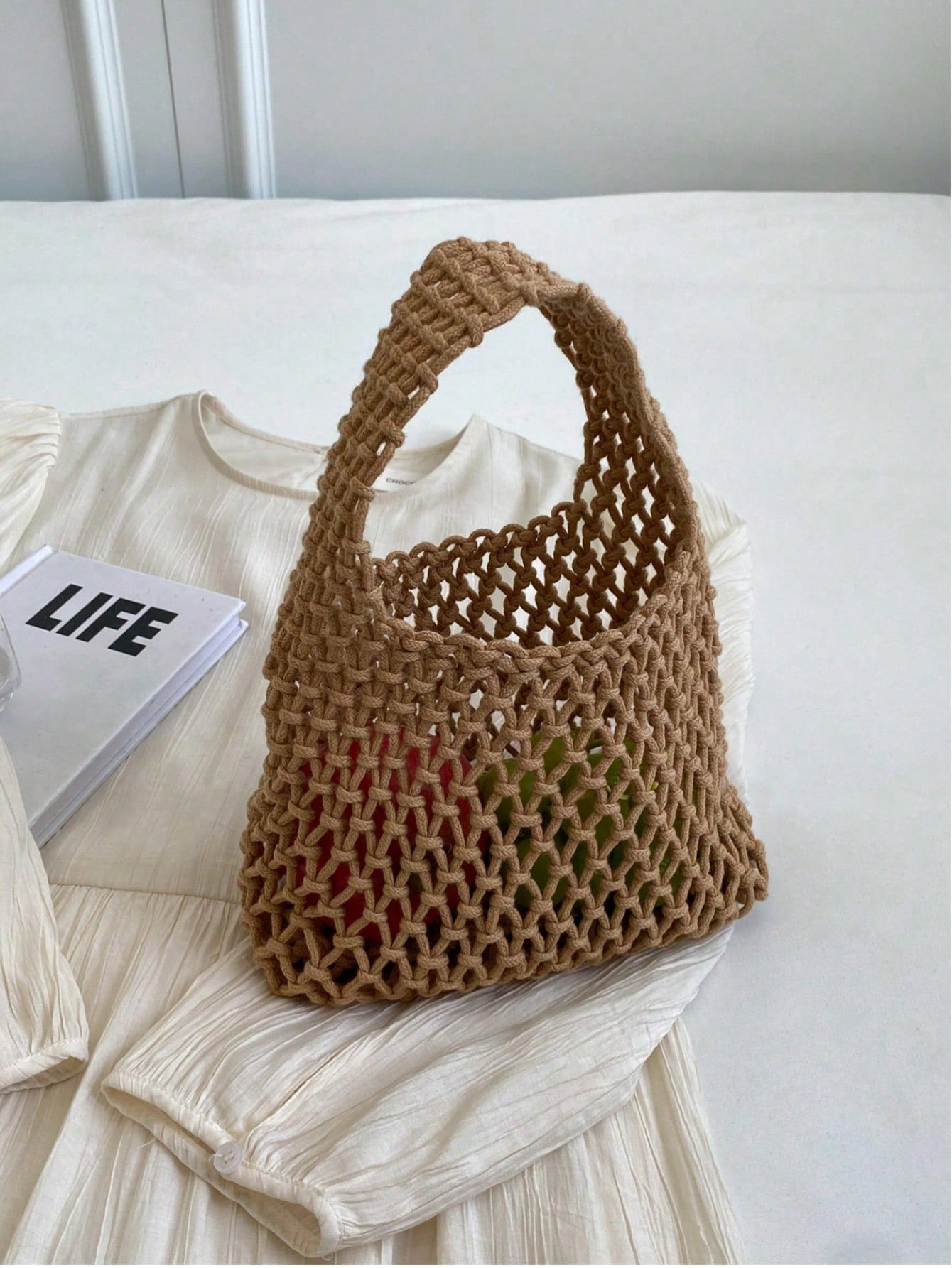 BAILEE Fashionable Colorful Polyester Yarn Hand-Woven Pattern Handbag With Ocean Pendant, Suitable For Vacation