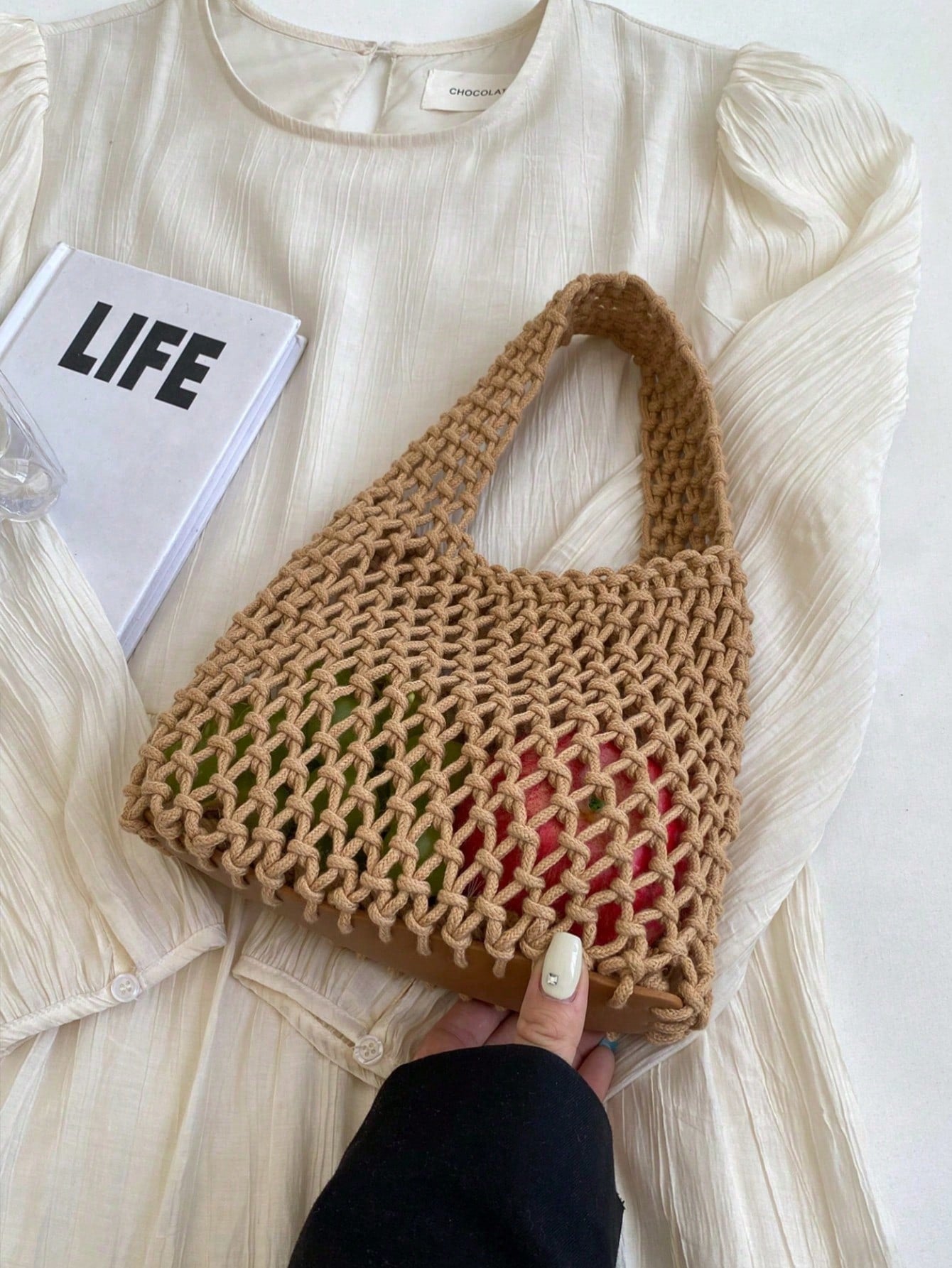 BAILEE Fashionable Colorful Polyester Yarn Hand-Woven Pattern Handbag With Ocean Pendant, Suitable For Vacation