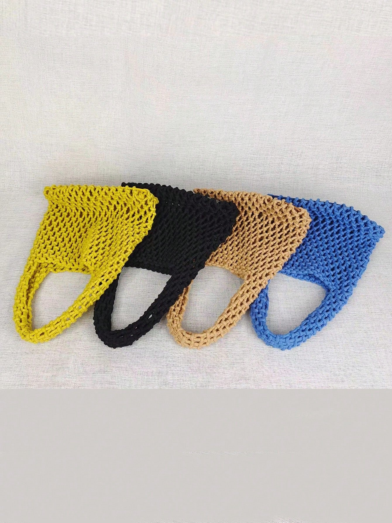 BAILEE Fashionable Colorful Polyester Yarn Hand-Woven Pattern Handbag With Ocean Pendant, Suitable For Vacation
