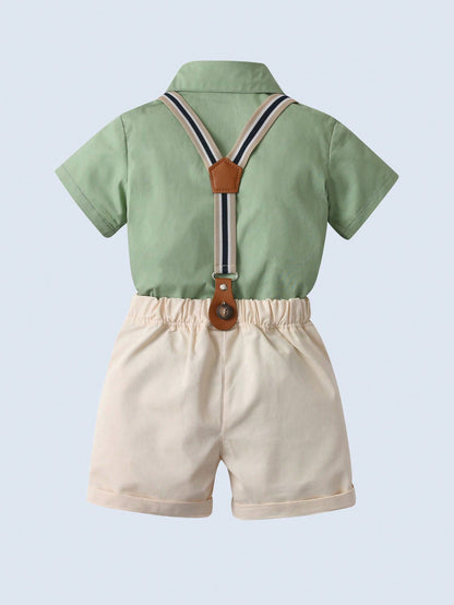 BOARNSEORL 2pcs Baby Boys Gentleman Outfit, Short Sleeve Collared Shirt With Bow Tie And Khaki Suspender Shorts, Fashionable For Birthday Party, Wedding, Formal Occasions