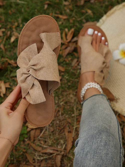 Bow Decor Women's Slip-On Slippers, Suede Upper Toe Separator Casual Fisherman Style Beach Sandals, Elegant, Comfortable And Versatile Flat Slides