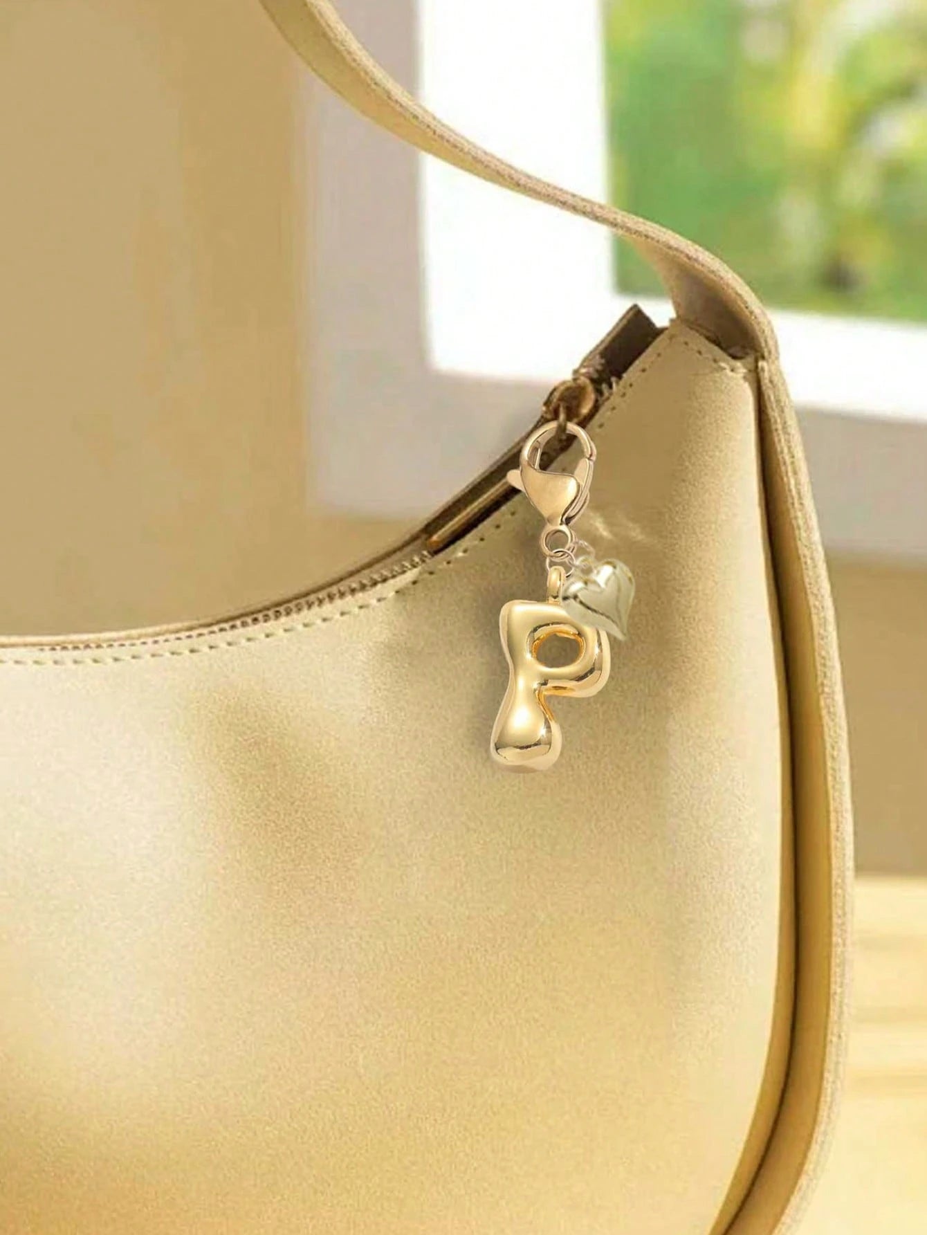 Bubble Letter Cute Necklace Pendant, Bag Charm- Lucky Crystal Pendant With Golden Heart Pendant, Letter A-Z, Shiny Alloy Bag Backpack Keychain- Perfect Gift For Birthday And Special Occasions, Keych