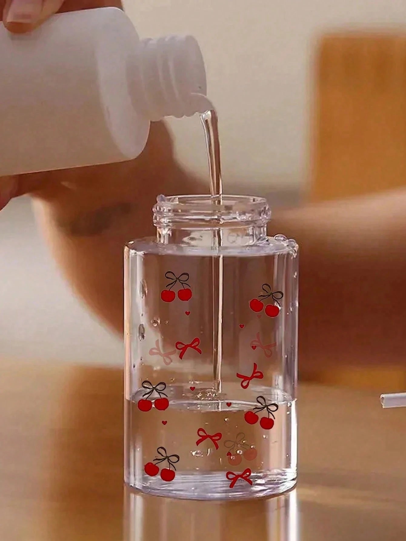Cherry Bow Pattern, Refillable Portable Travel Bottle, Makeup Remover Dispenser Bottle With Portable Pump Dispenser, Suitable For Nail Polish Remover, Toner And Makeup Remover, Round Top Design, Hand