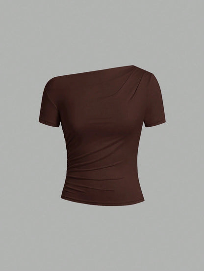 Clasi Women's Solid Color Oblique Shoulder Short Sleeve Fitted Fashion T-Shirt, Summer