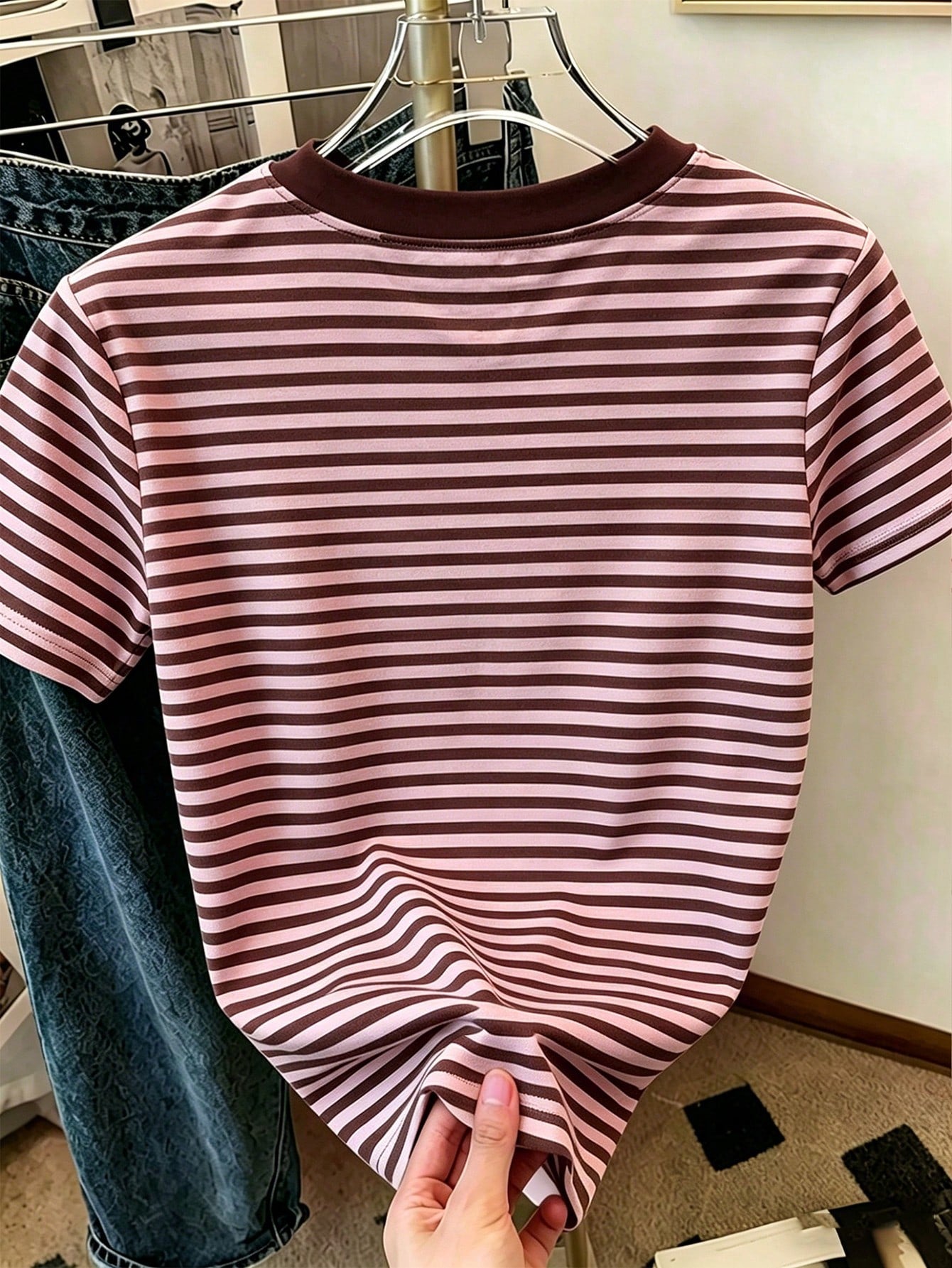 Classic Striped Pink-Brown Y2K Versatile Elegant Summer Outfits For Women, Vacation Outfits, Beach Outfits, Women's Casual Round Neck Short Sleeve Simple T-Shirt