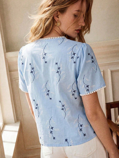 Écloséra Women's Elegant Blue And White Flower Shirt,French Retro Button-Front Top With Lace-Paneled Collar,Slub Texture,Ideal For Summer,Tea Party&Commuting