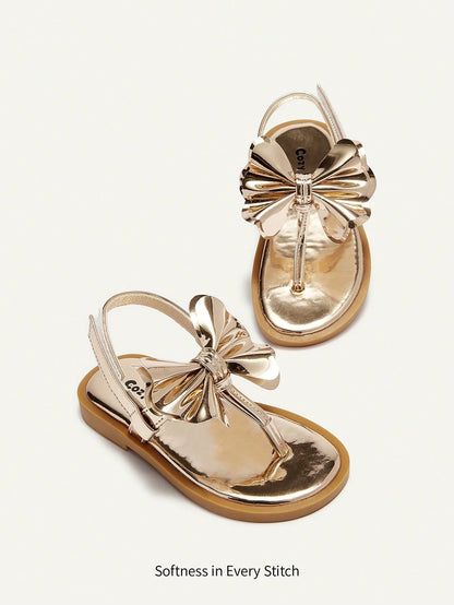 Cozy Pixies Fashionable And Versatile Casual Fun Golden Bow Flip-Flops Three-Dimensional Princess Style Golden Girls Baby Flat Sandals Suitable For Summer