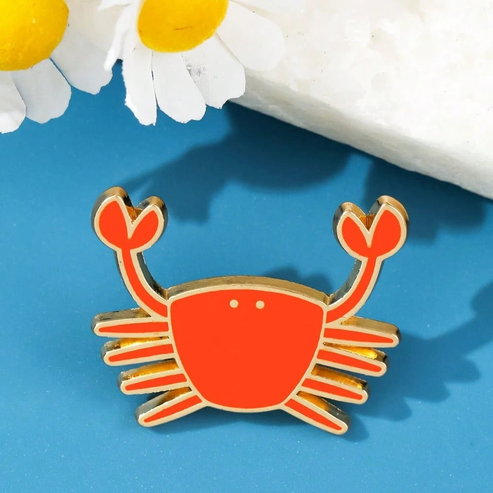 Crab Enamel Brooch Fashion Decorative Brooch Collar Bag Decoration Badge Jewelry Gift 2025 New Style Backpack School Office Accessory Shirt Jacket Halloween Badge Autumn Winter Accessory Suitable For