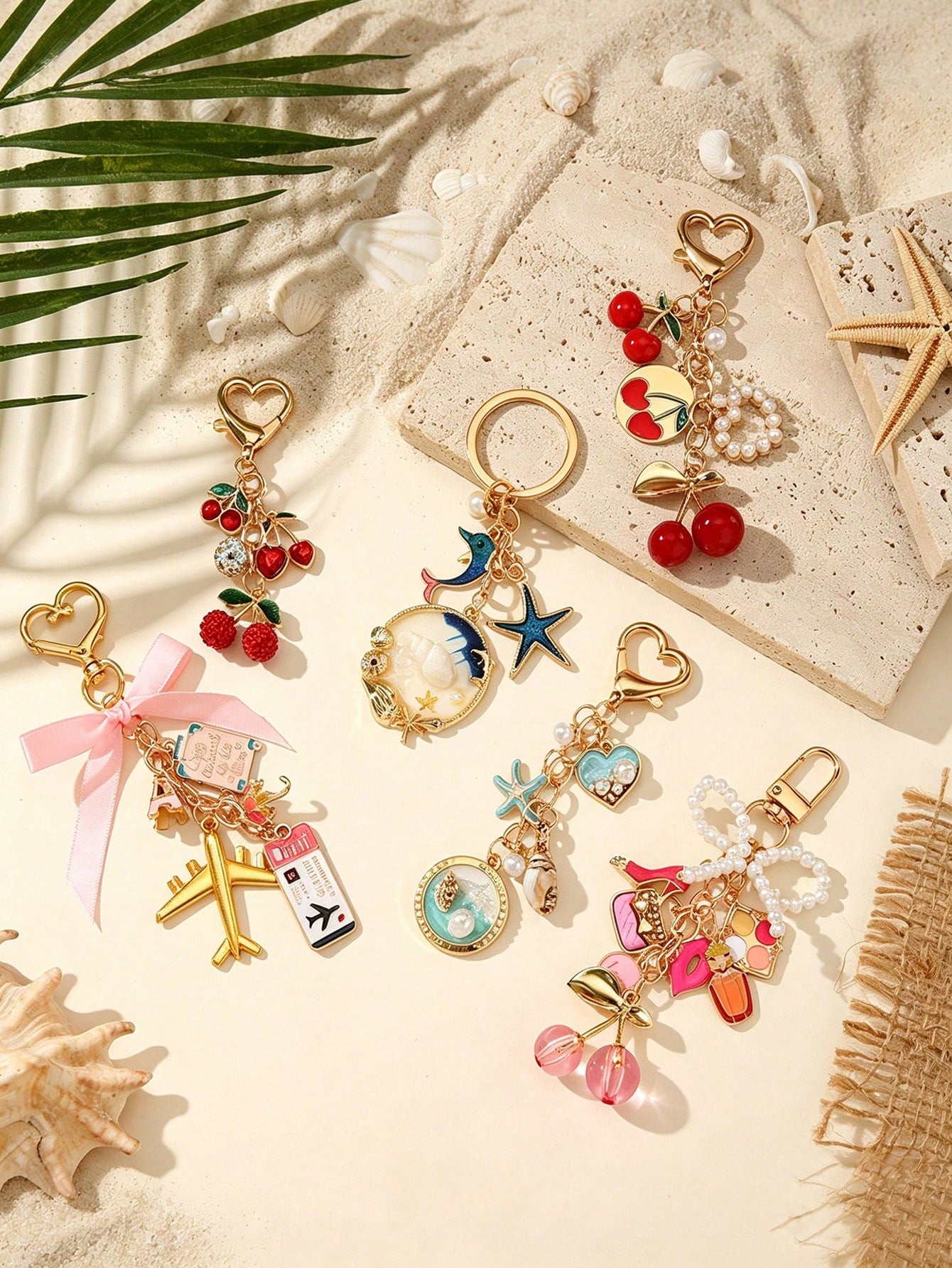 Cute Cherry Ocean Series Keychain, Gold Alloy Heart-Shaped Lobster Clasp Bag Charm, Sweet Vacation Travel Theme Key Ring Accessory, Bag Chain Accessory, Bag Charm Accessory, Bag Pendant, Bag Charm Pen