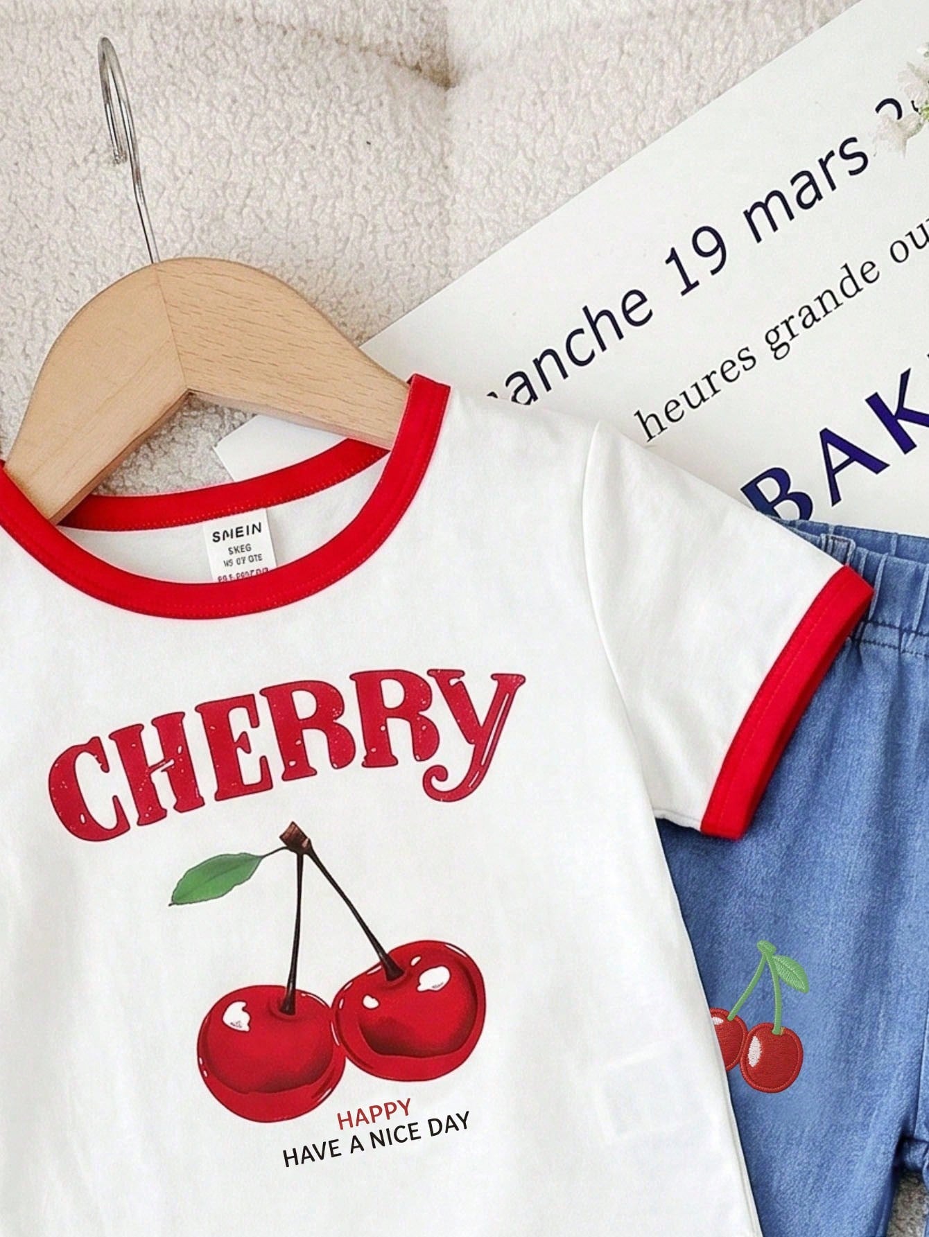Cute Girls' Retro Floral Print 2pcs Set, Cherry Short-Sleeved Round Neck T-Shirt Pants, Summer Vacation Fashionable Baby Girl Casual Cute Outfit Work