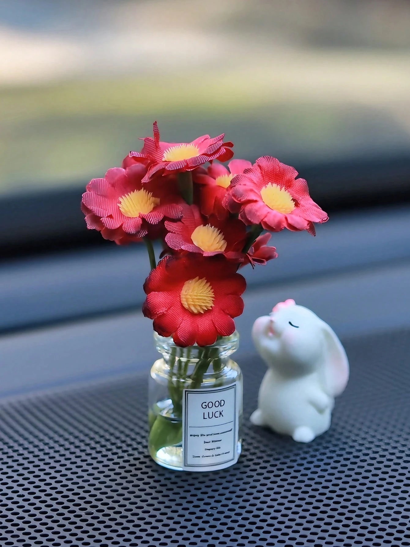 Cute Mini Daisy Design Vase And Bunny Car Interior Decoration Ornaments For Woman's Gifts