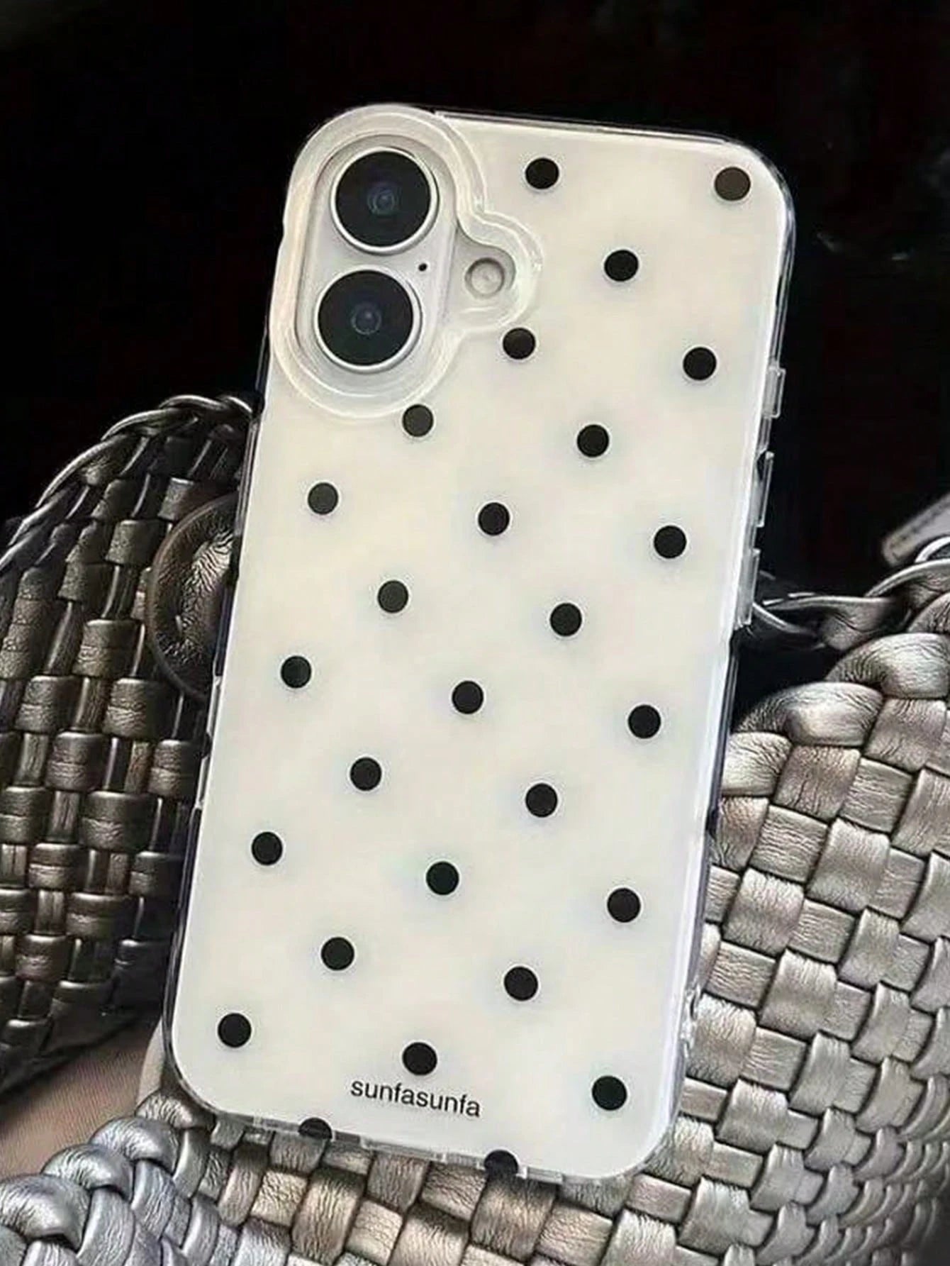 Cute Minimalist Black White Polka Dot Fashion Phone Case Polka Dot Fashionable Phone Case, Minimalist & Cute Design, Black & White Polka Dot Pattern, Compatible With IPhone 11 To 17 Series Including P