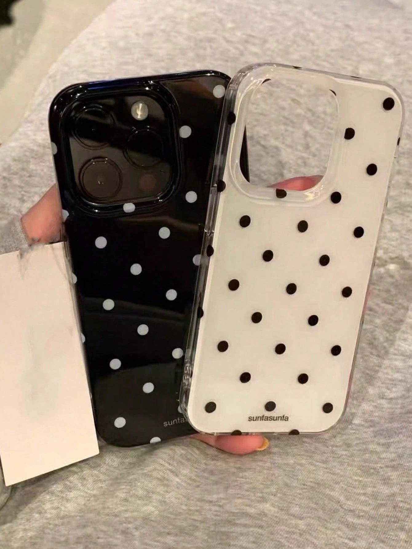 Cute Minimalist Black White Polka Dot Fashion Phone Case Polka Dot Fashionable Phone Case, Minimalist & Cute Design, Black & White Polka Dot Pattern, Compatible With IPhone 11 To 17 Series Including P