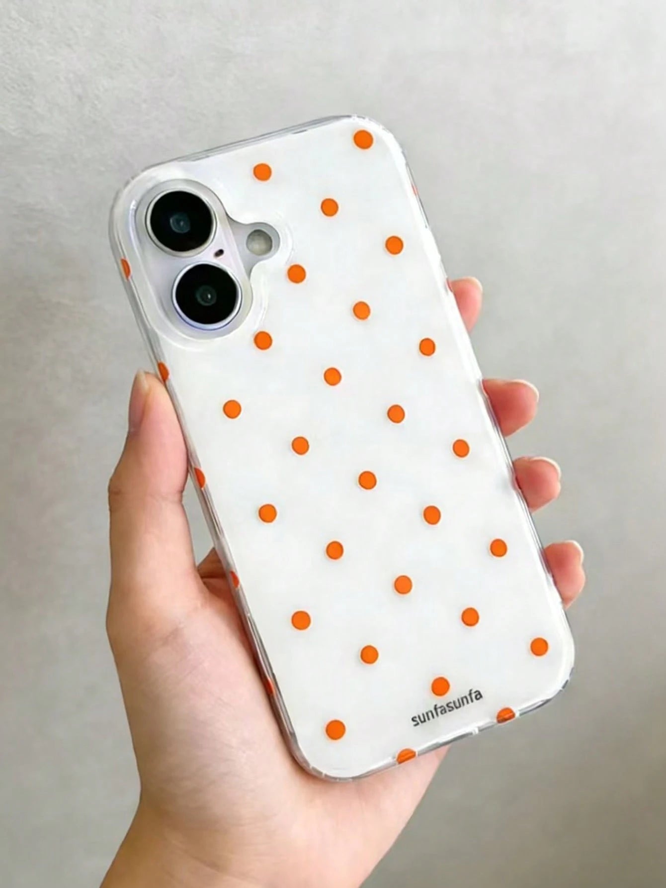 Cute Minimalist Black White Polka Dot Fashion Phone Case Polka Dot Fashionable Phone Case, Minimalist & Cute Design, Black & White Polka Dot Pattern, Compatible With IPhone 11 To 17 Series Including P