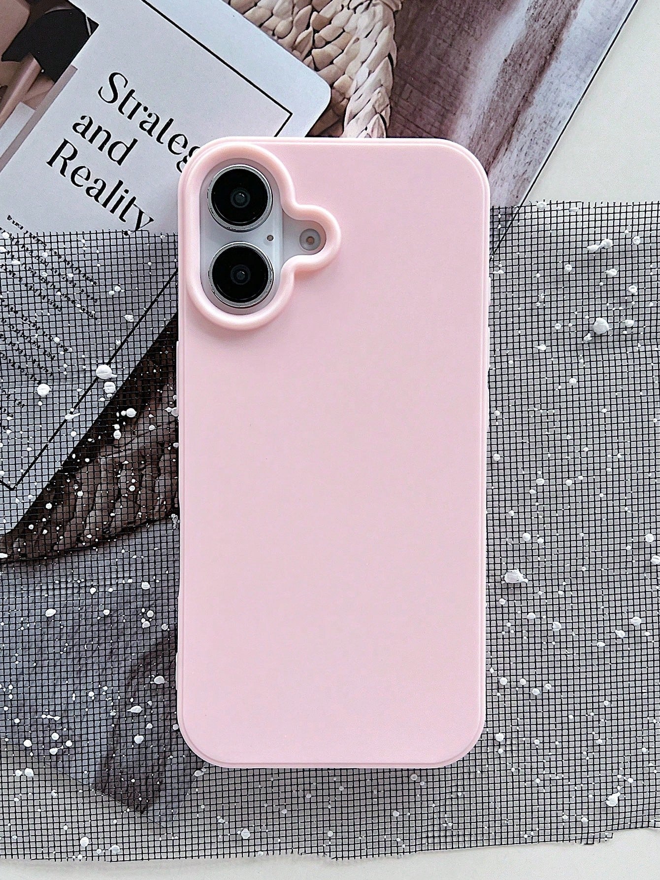 Cute Pink Heart Design Silicone TPU 1pc Matte Solid Color Heart-Shaped Camera Cutout Large Hole Full Coverage Shockproof Phone Case Compatible With Iphone 17/16/15/14/13/12/11/XSMAX/X/XS/XR/7PLUS/8PLU