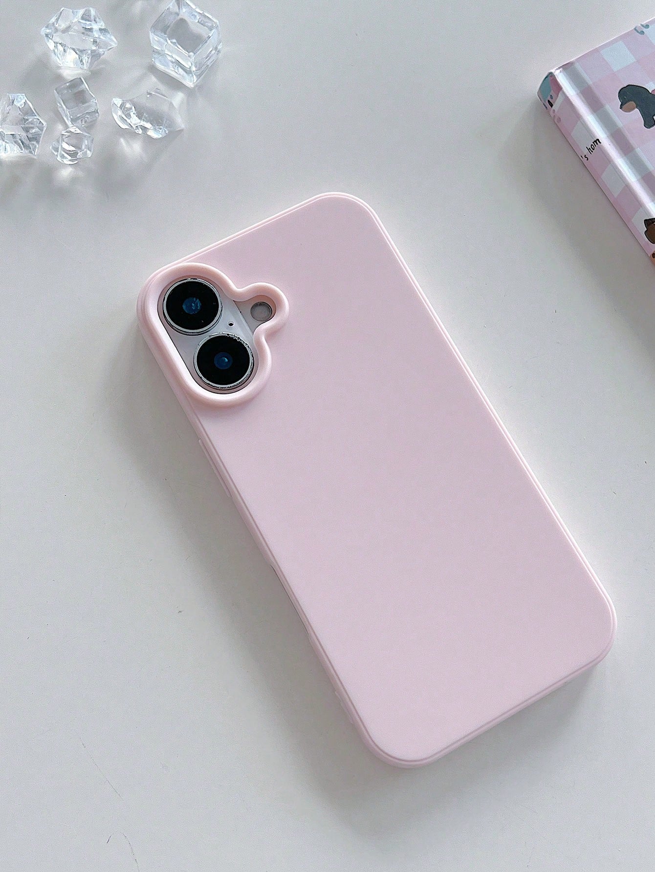 Cute Pink Heart Design Silicone TPU 1pc Matte Solid Color Heart-Shaped Camera Cutout Large Hole Full Coverage Shockproof Phone Case Compatible With Iphone 17/16/15/14/13/12/11/XSMAX/X/XS/XR/7PLUS/8PLU