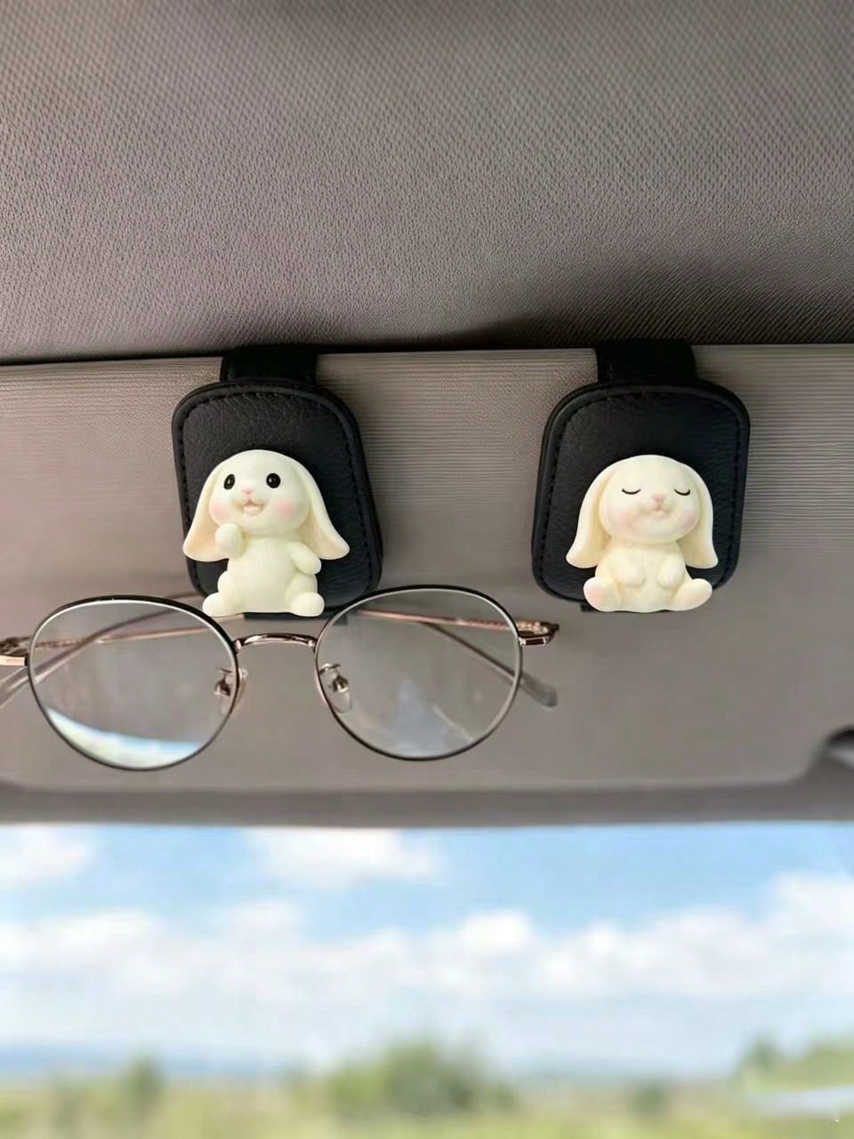 Cute Rabbit Carrot Mushroom Car Visor Glasses Clip, Black Leather Fashion Glasses & Ticket Holder, Soft Adorable Girl Car Interior Storage Accessory