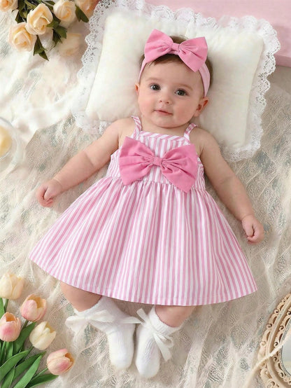 Cute Summer Light Pink & White Striped Sleeveless Strappy Dress For Newborn Girls Decorated With 3D Bow A-Line Flared Birthday Skirt 0-9 Years Old
