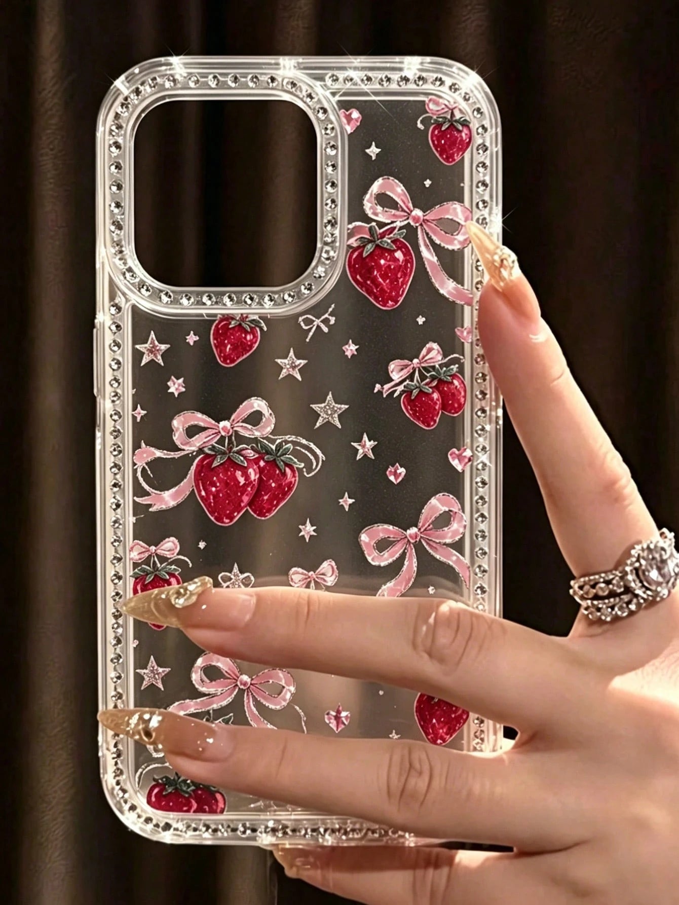 Cute Transparent Shockproof Premium Phone Case, Strawberry Pattern With Star Elements, Compatible With IPhone 17 Pro, 16e, 16 Pro, 15, 14, 13, 12, 11, XR And XS Max, Thickened Protection, Fashionable