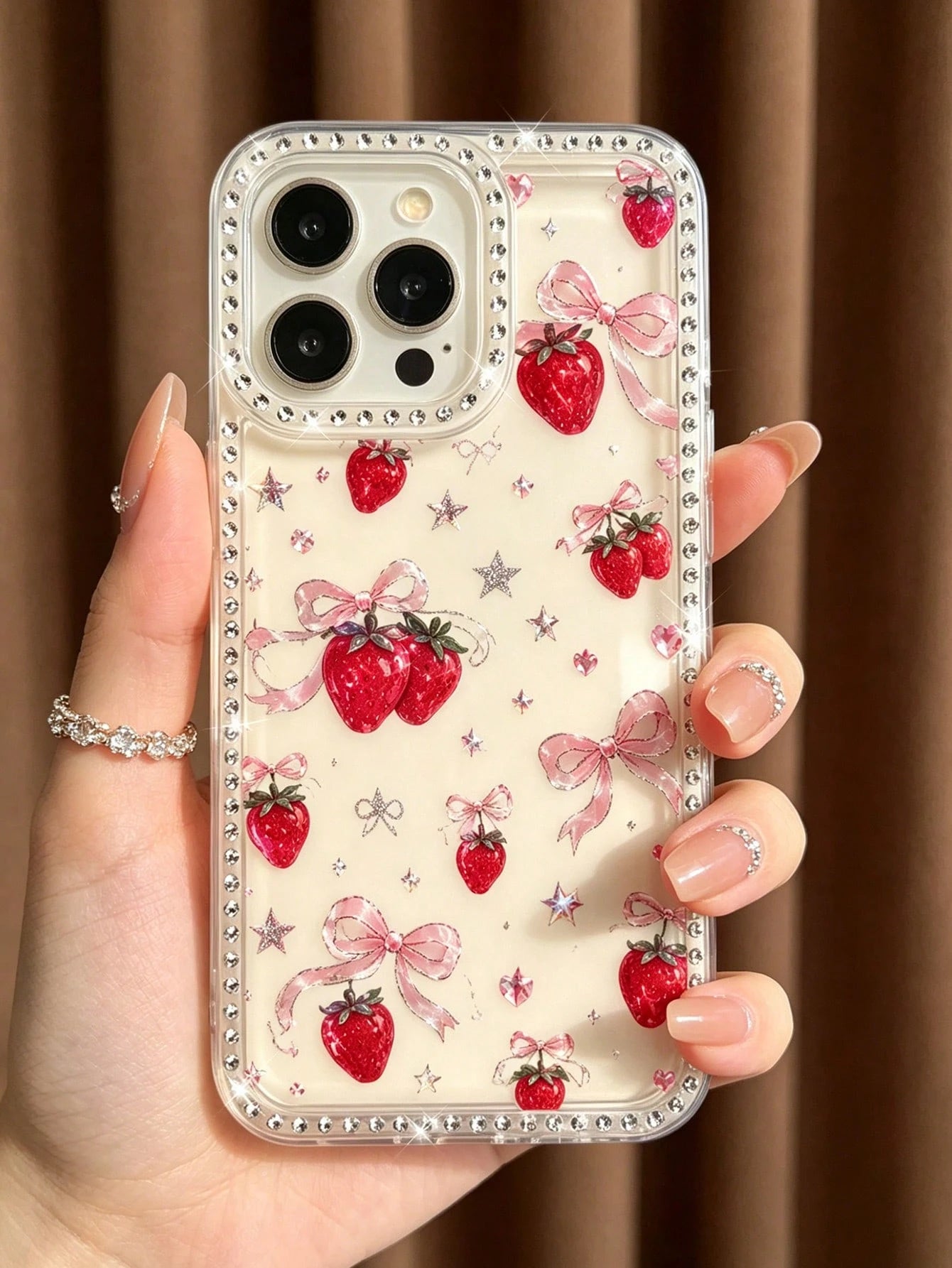 Cute Transparent Shockproof Premium Phone Case, Strawberry Pattern With Star Elements, Compatible With IPhone 17 Pro, 16e, 16 Pro, 15, 14, 13, 12, 11, XR And XS Max, Thickened Protection, Fashionable