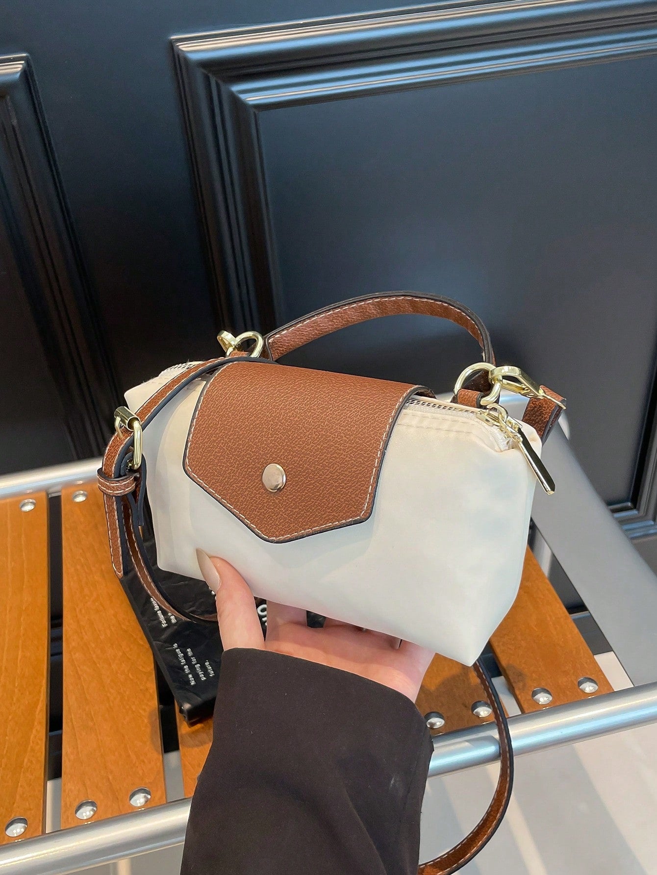 Elegant Solid Color Mini Handbag With Adjustable Shoulder Strap, Ideal Gift Bag For Parties, Minimalist
