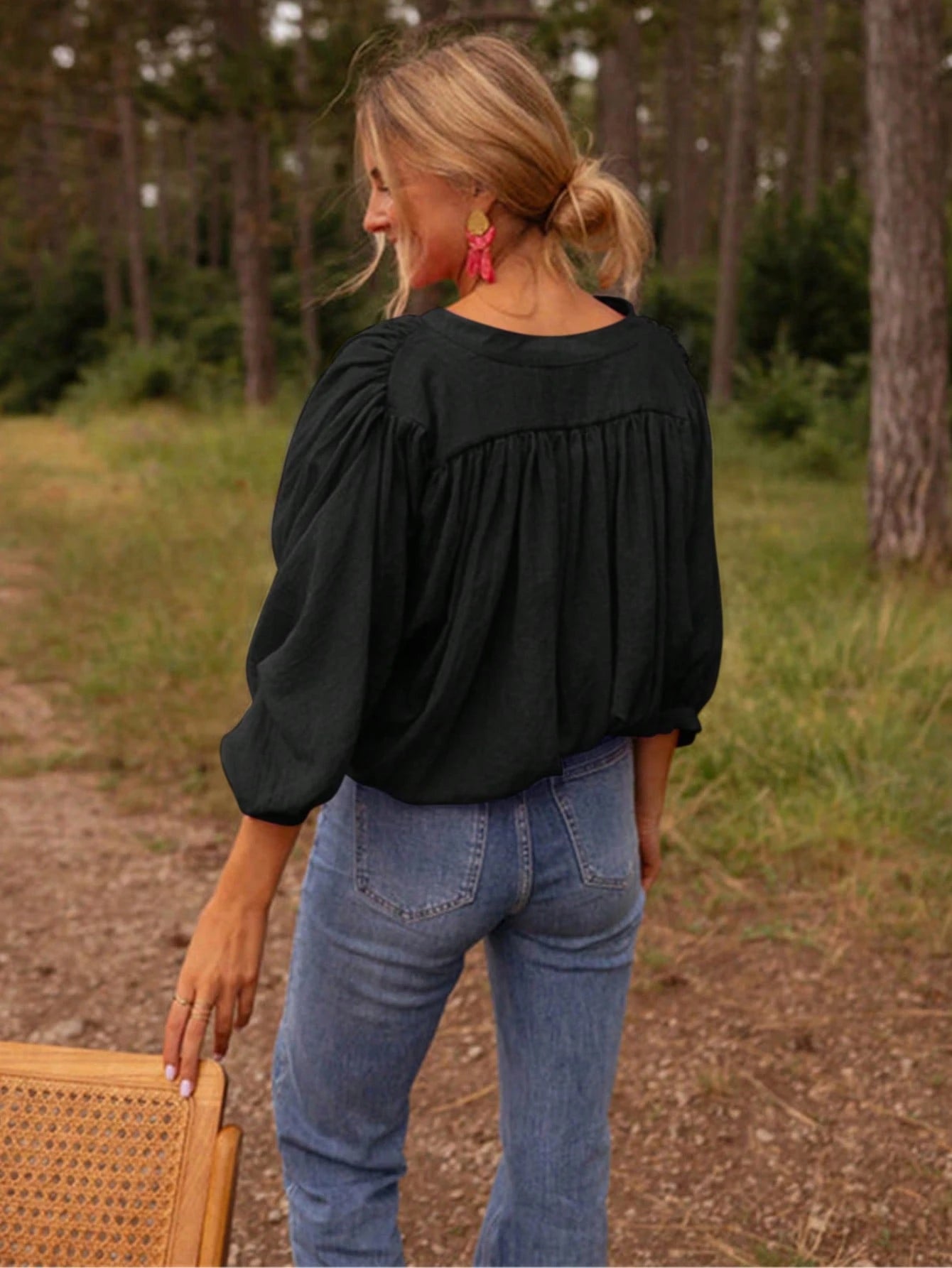 Elegant Women's Button-Down Blouse With Pleated Flare Sleeves, Loose Fit, Polyester Fabric, Casual Fashion Design, Classic Collar Design Black