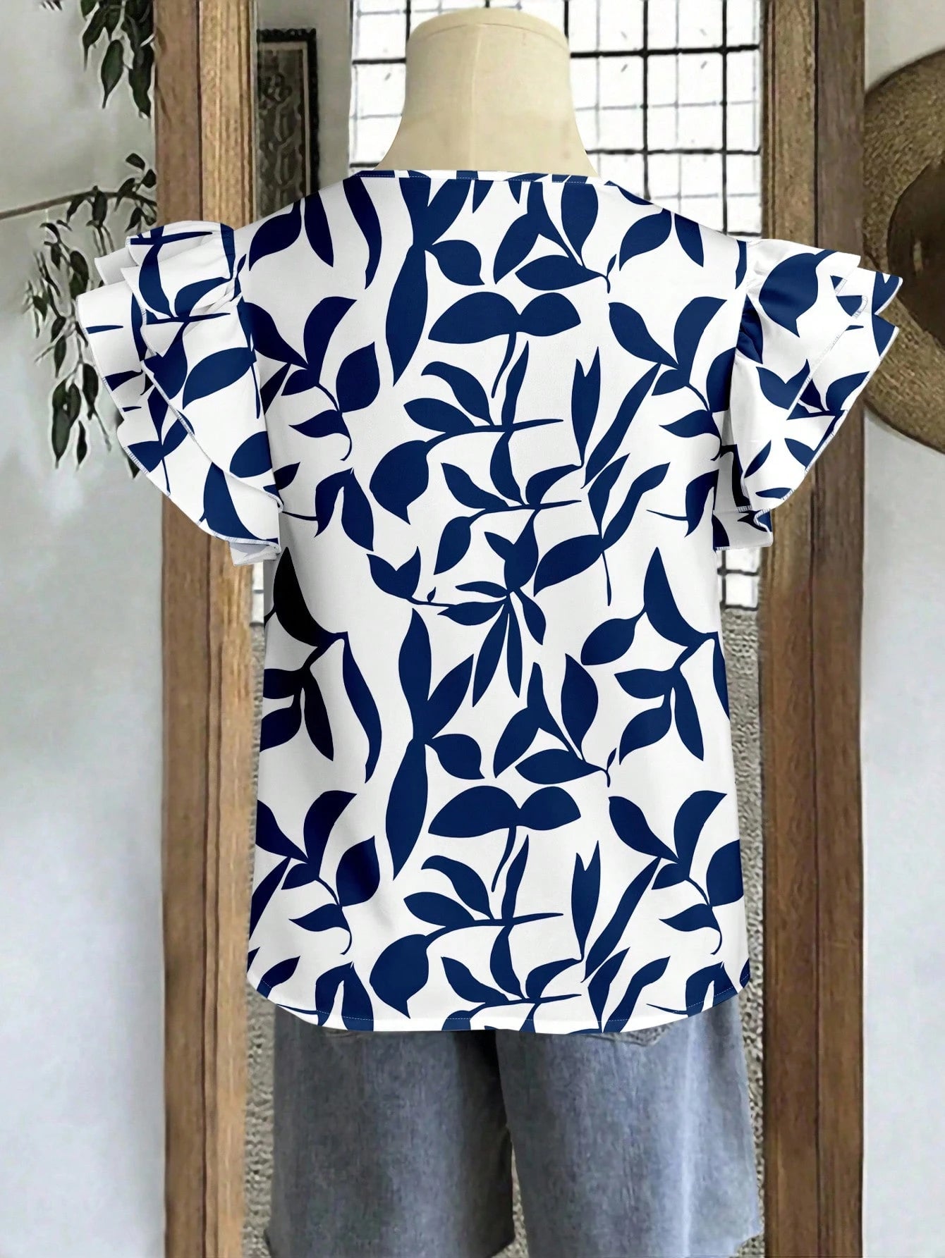 EMERY ROSE Casual Minimalist Blue Leaf Allover Print Women Double Ruffle Sleeve Short Sleeve Shirt, Suitable For Spring/Summer, Vacation, Versatile